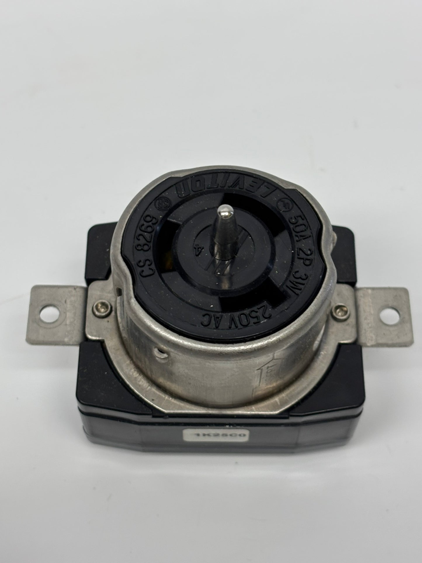 Leviton CS8269 #2Cd Locking Receptacle 2 Pole 3 Wire 50 A 250 VAC