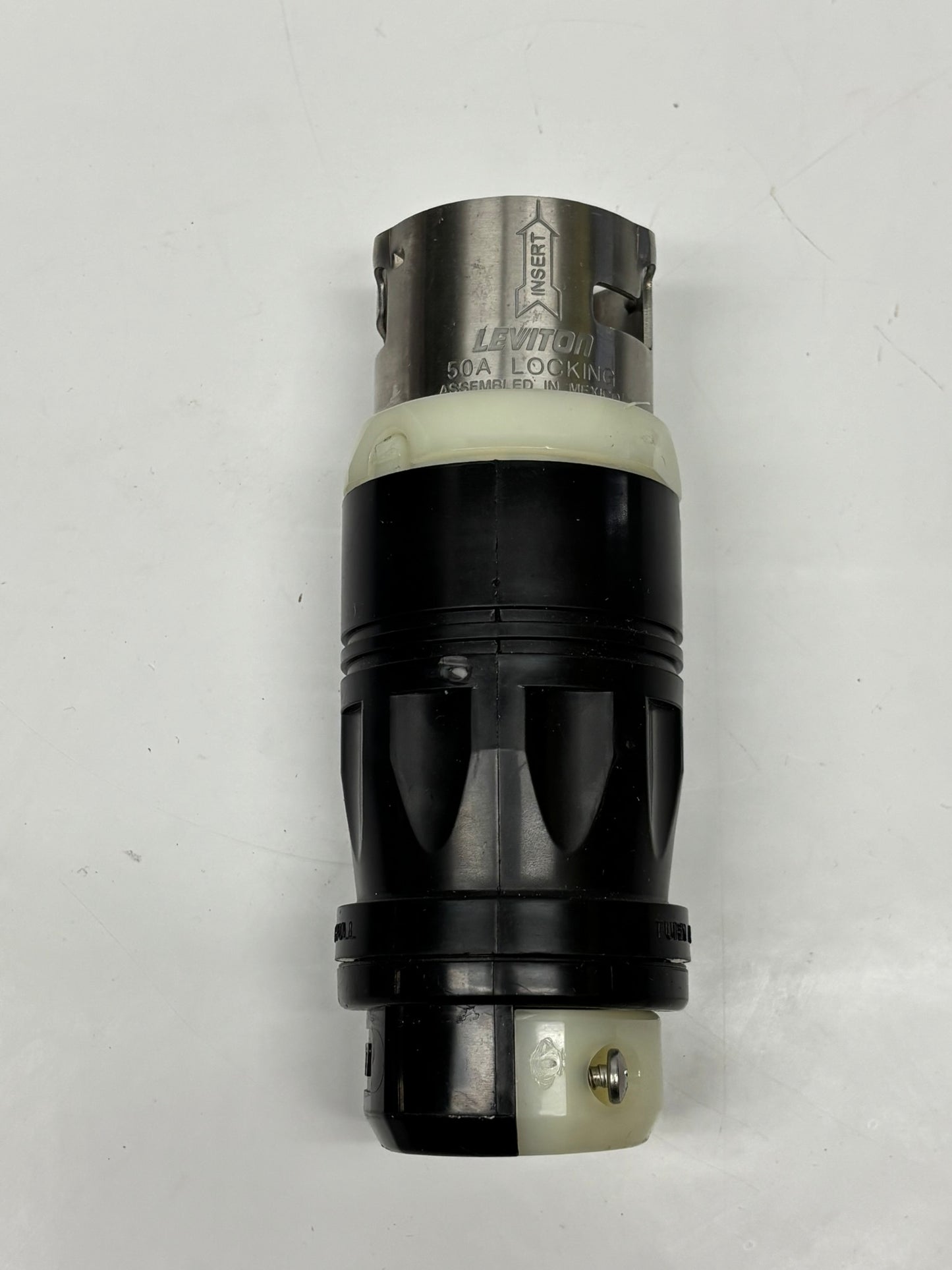 CS8265C Hubbell Twist-LockÂ® Industrial Male Plug 50A 250V 2-Pole 3-Wire Grounding