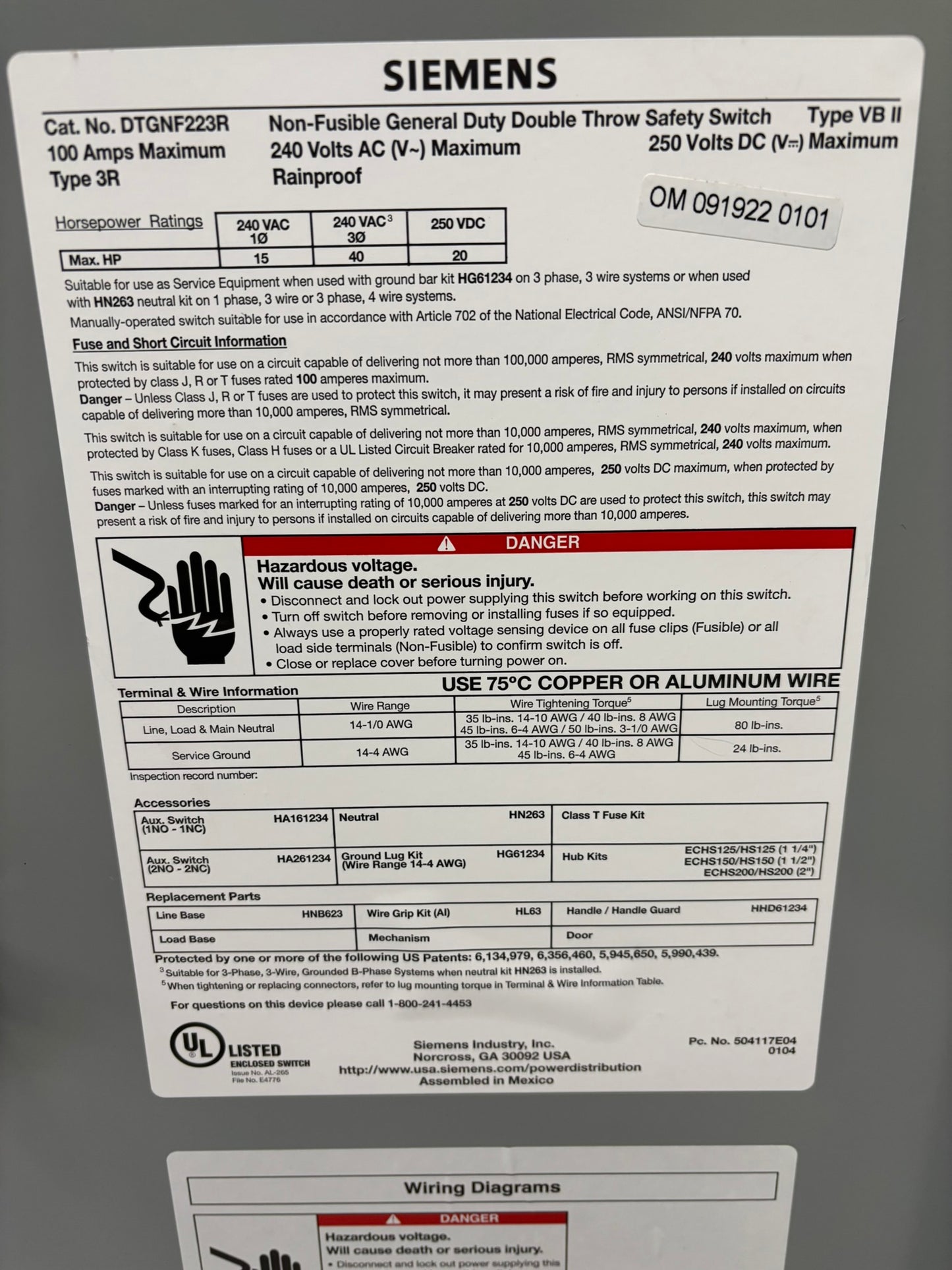 Siemens DTGNF223R Non-Fusible General Duty Double Throw Safety Switch Rainproof 240V 100 AMP Type VB2