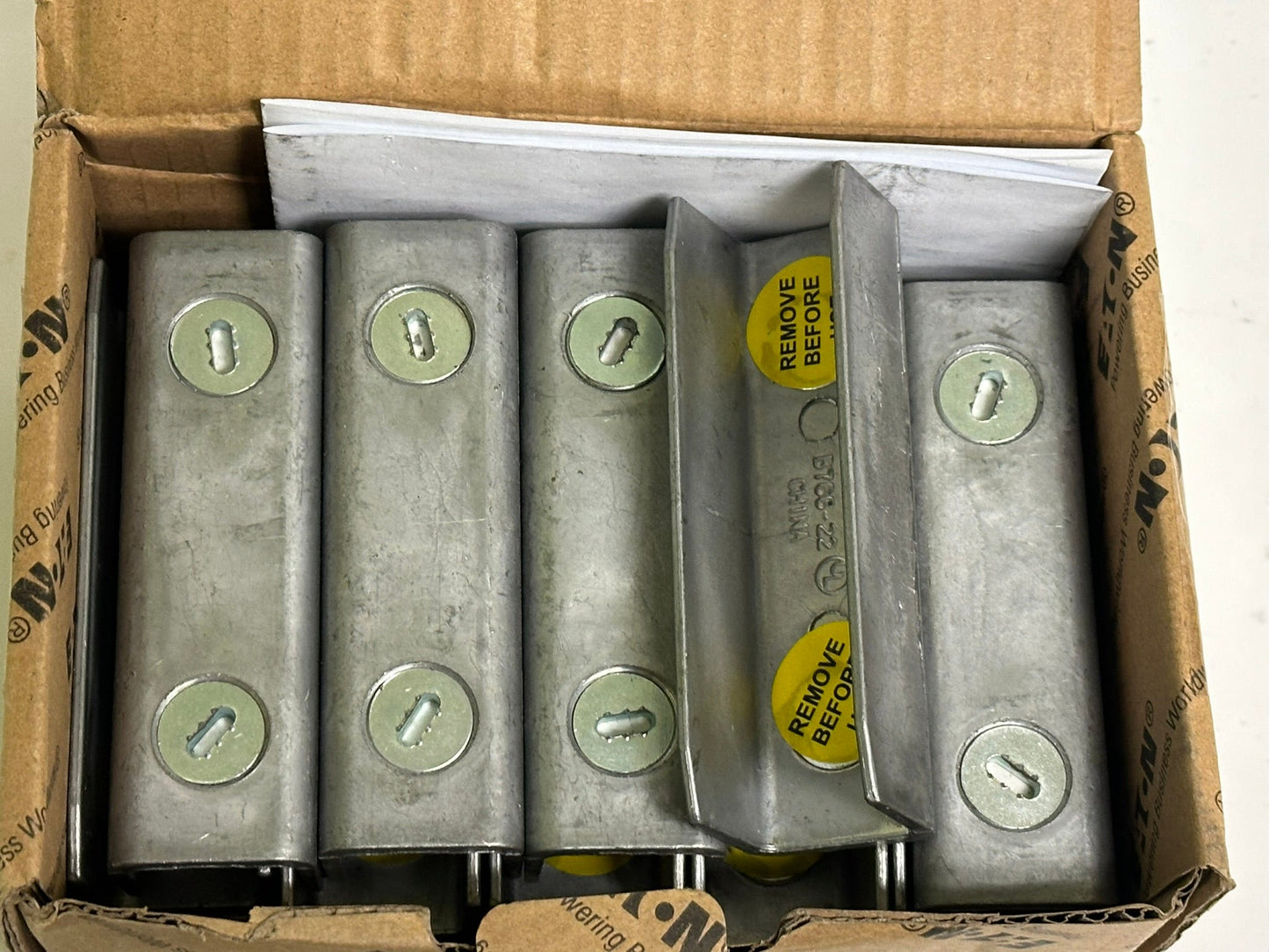 20 PK B-Line B766-22 Straight Strut Joiner for B22/B24 Channel, Cast Aluminum, Zinc Plated
