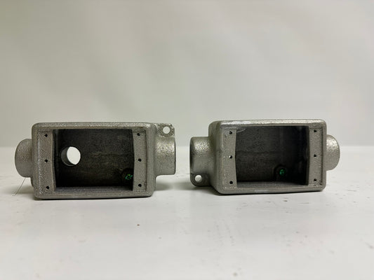 2 PK Eaton Crouse-Hinds FSCA2 Single-Gang Shallow Device Box, 3/4" Hub