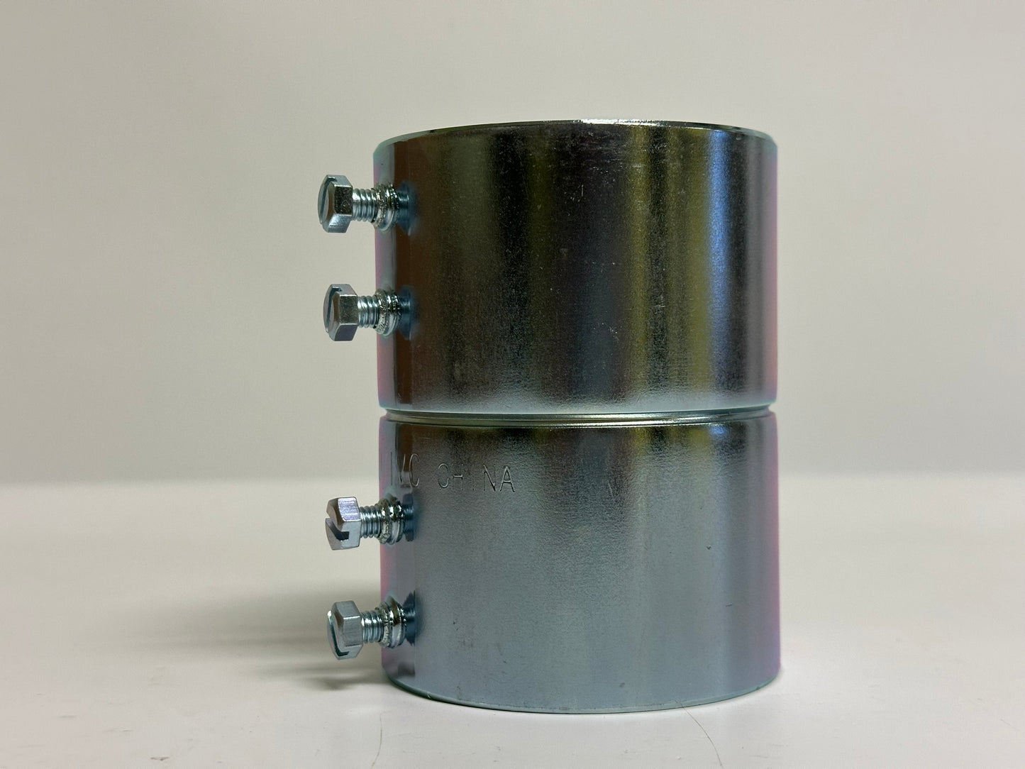 9 PK RACO 2150 2-1/2" EMT Set-Screw Coupling Electroplated, Concrete-Tight