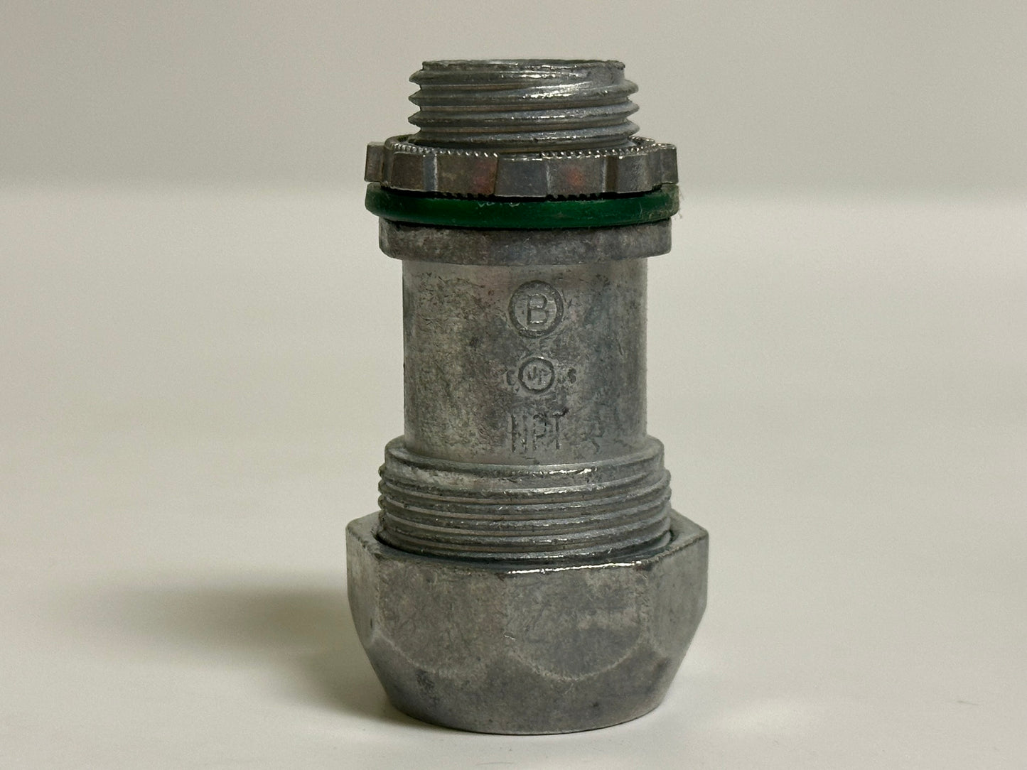 AFC-595-U 1/2" Jacketed MC Cable Connector – Zinc Die-Cast, Non-Insulated