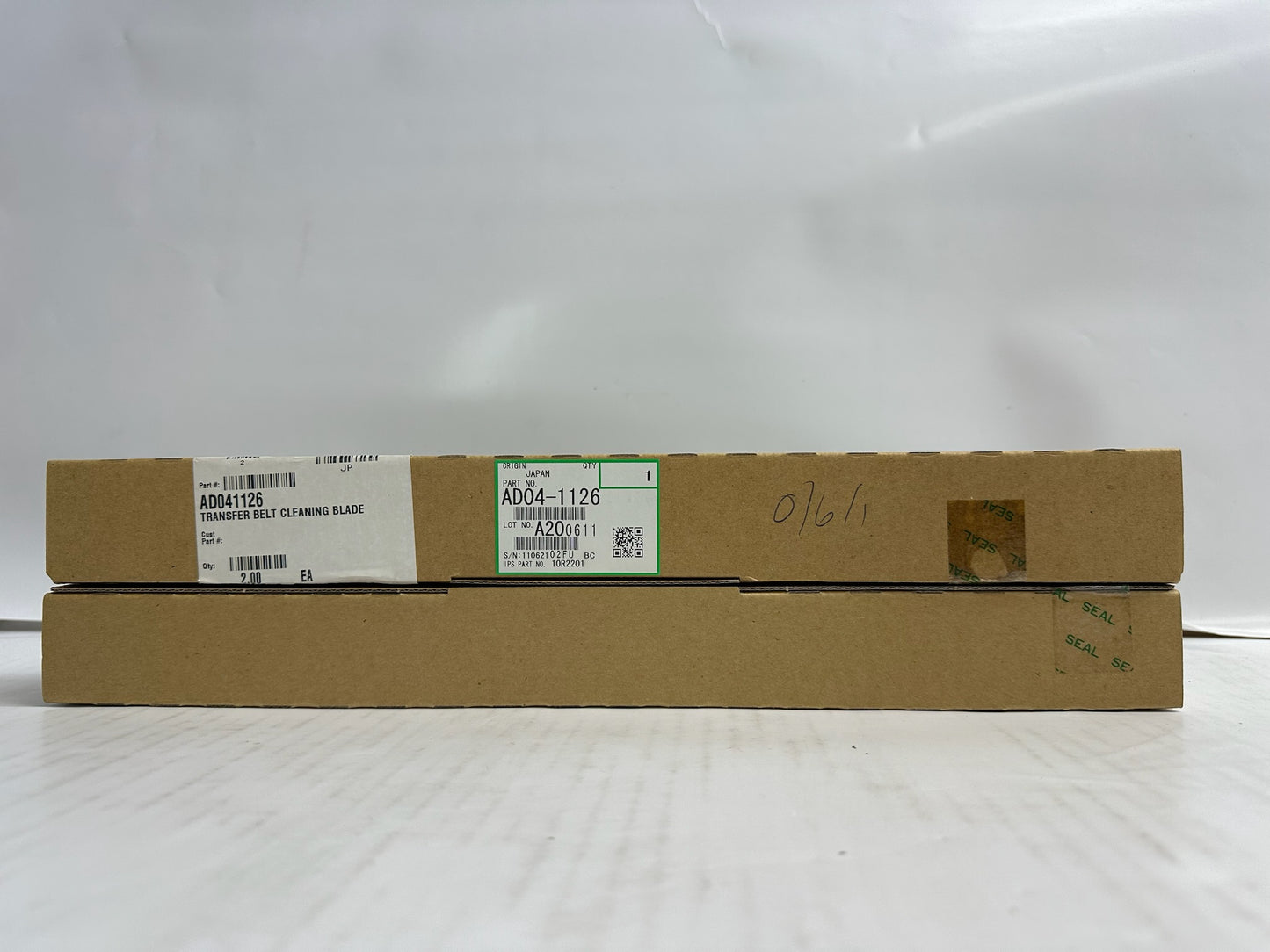 2 Genuine Ricoh Aficio1060,1075 Transfer Belt Cleaning Blade AD04-1126, AD041126