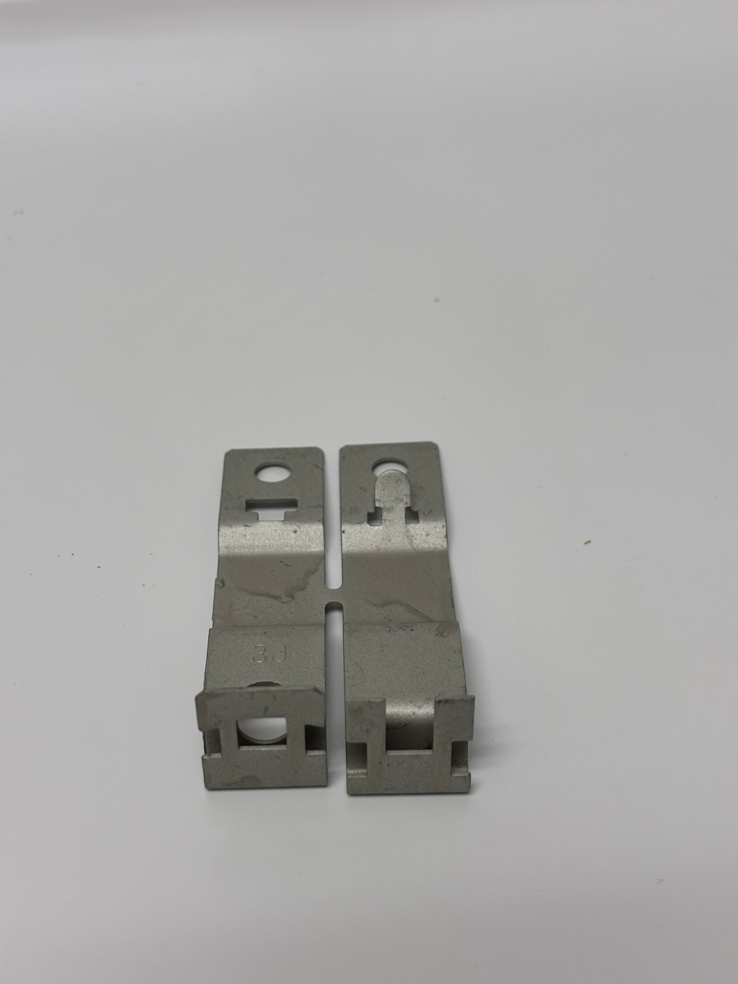 100-Pack NVENT Caddy IDS 5/8" Support Clip, Independent Suspension Hanger