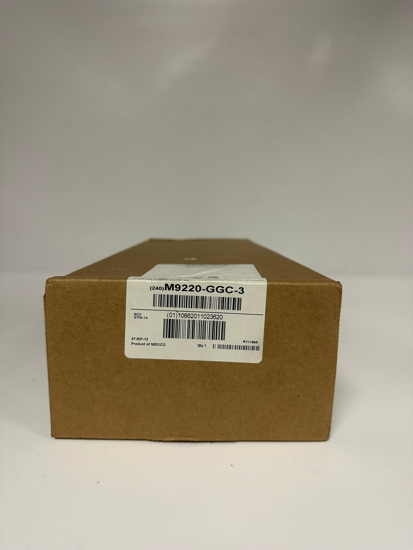 Johnson Controls M9220-GGC-3 Rotary Actuator - 24VAC/VDC 20Nm (177in-Ibs) 150 S 20 S