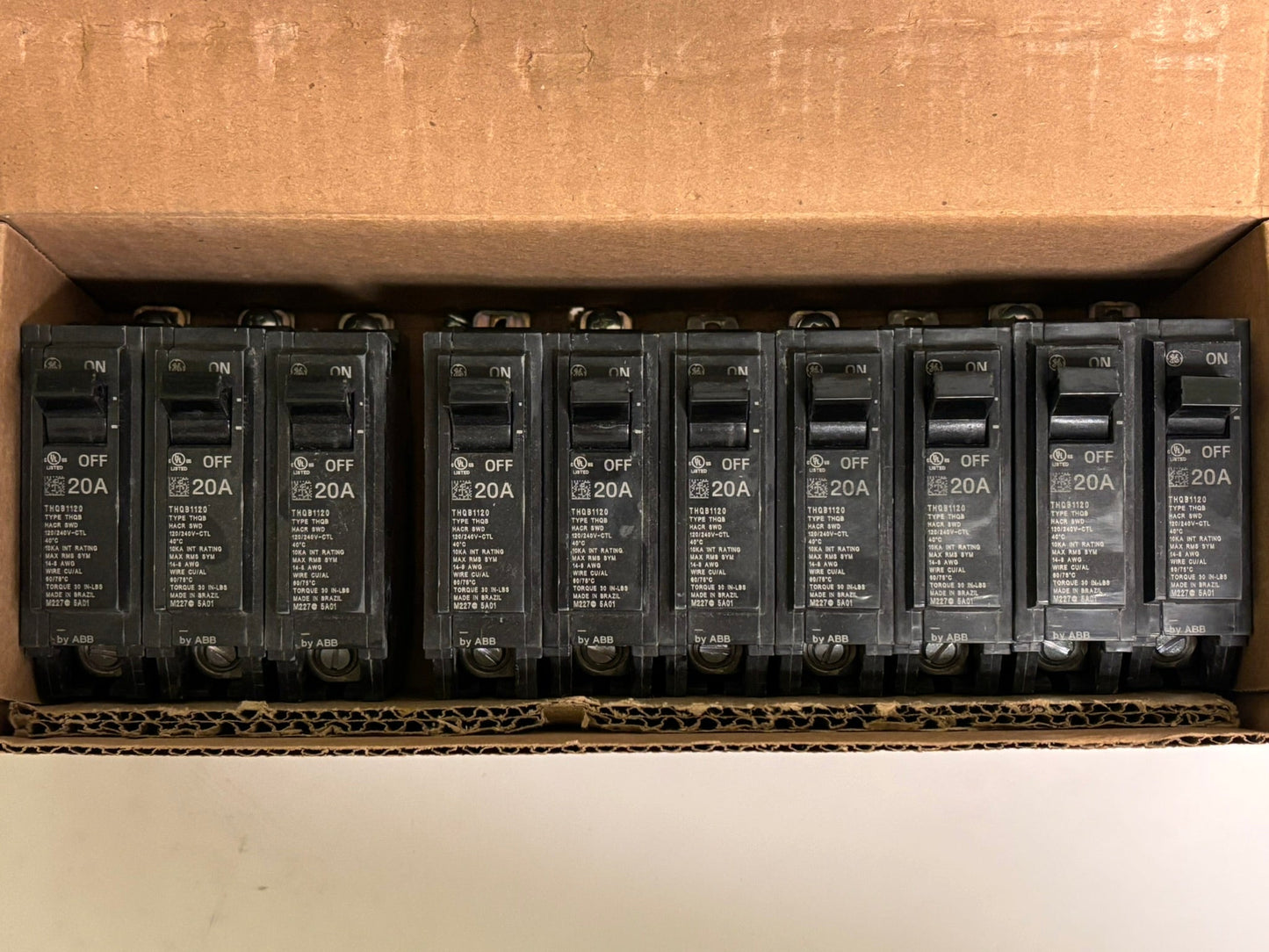 10 PK ABB THQB1120 20A Single-Pole Bolt-On Circuit Breaker – Q-Line Series