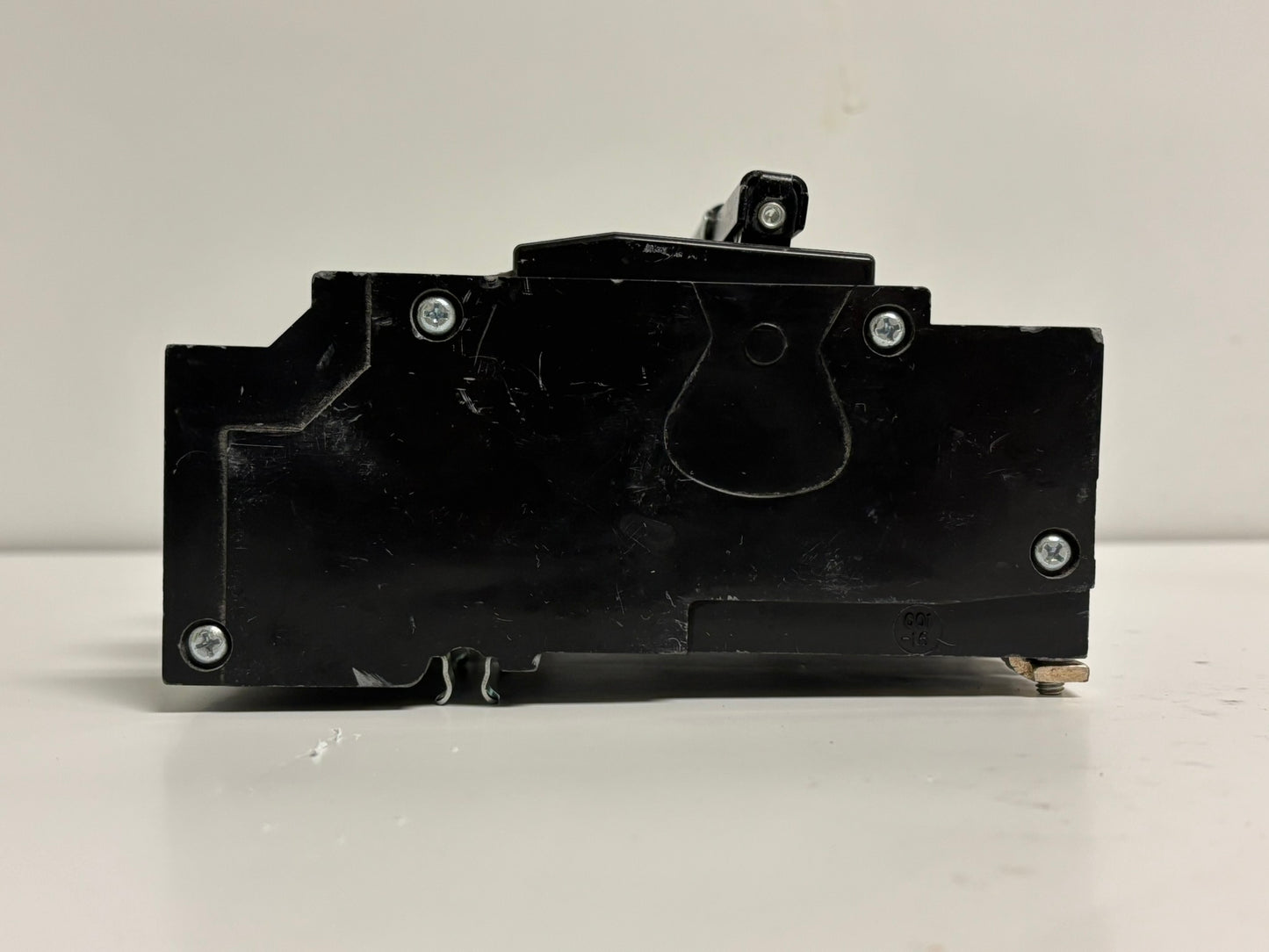 Square D QOB3125VH – 125A 3-Pole 22kA Bolt-On Circuit Breaker