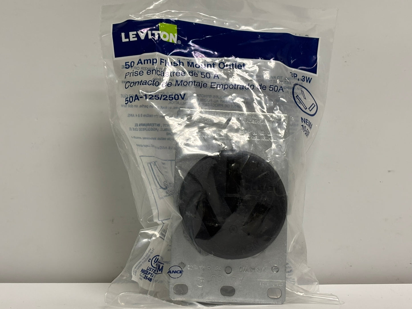 20 PK Leviton 5206-S10 50A 125/250V Flush Mount Receptacle – NEMA 10-50R