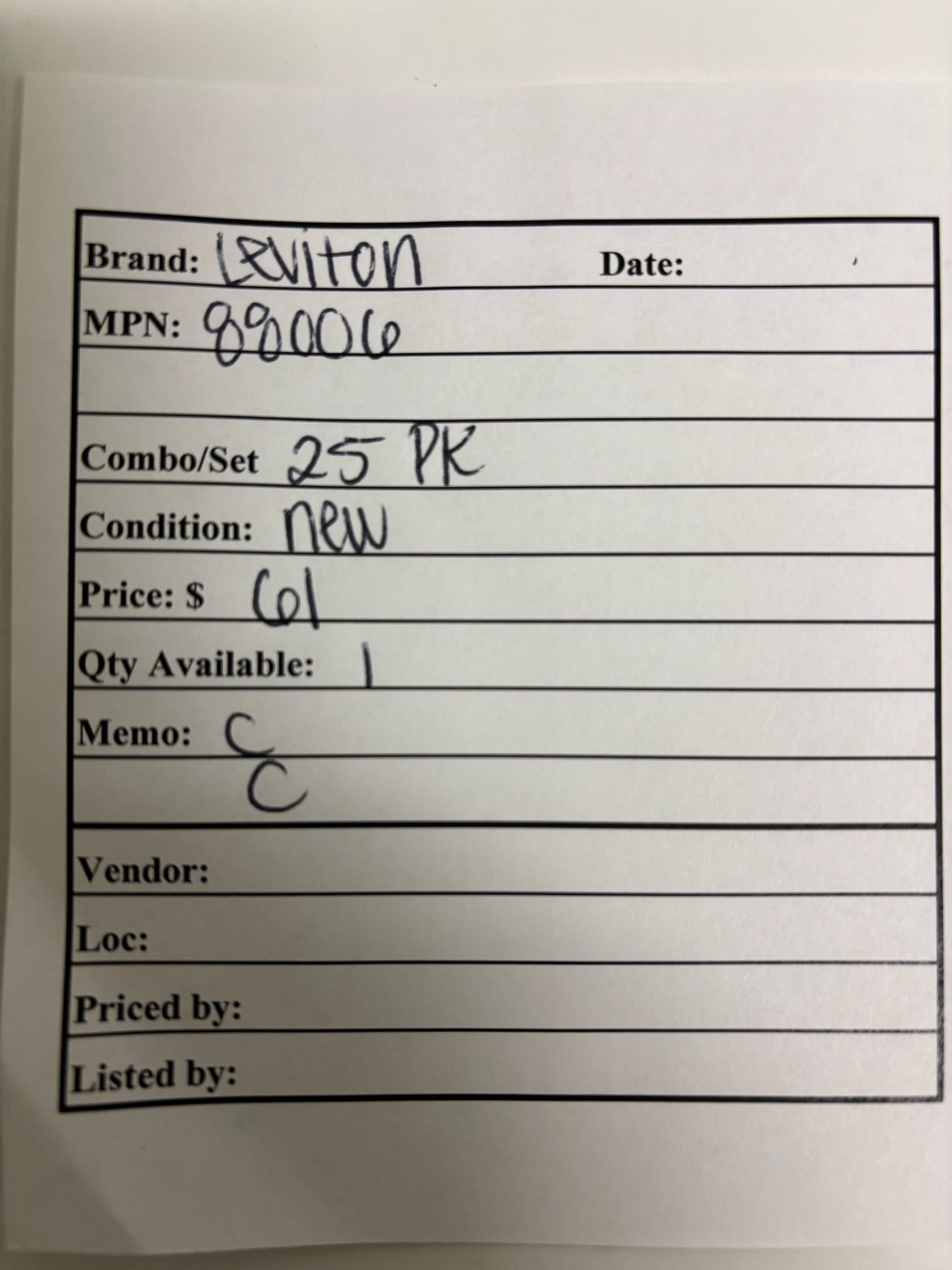 25 PK Leviton 88006 2-Gang Combination Wallplate – 1 Toggle, 1 Blank, White