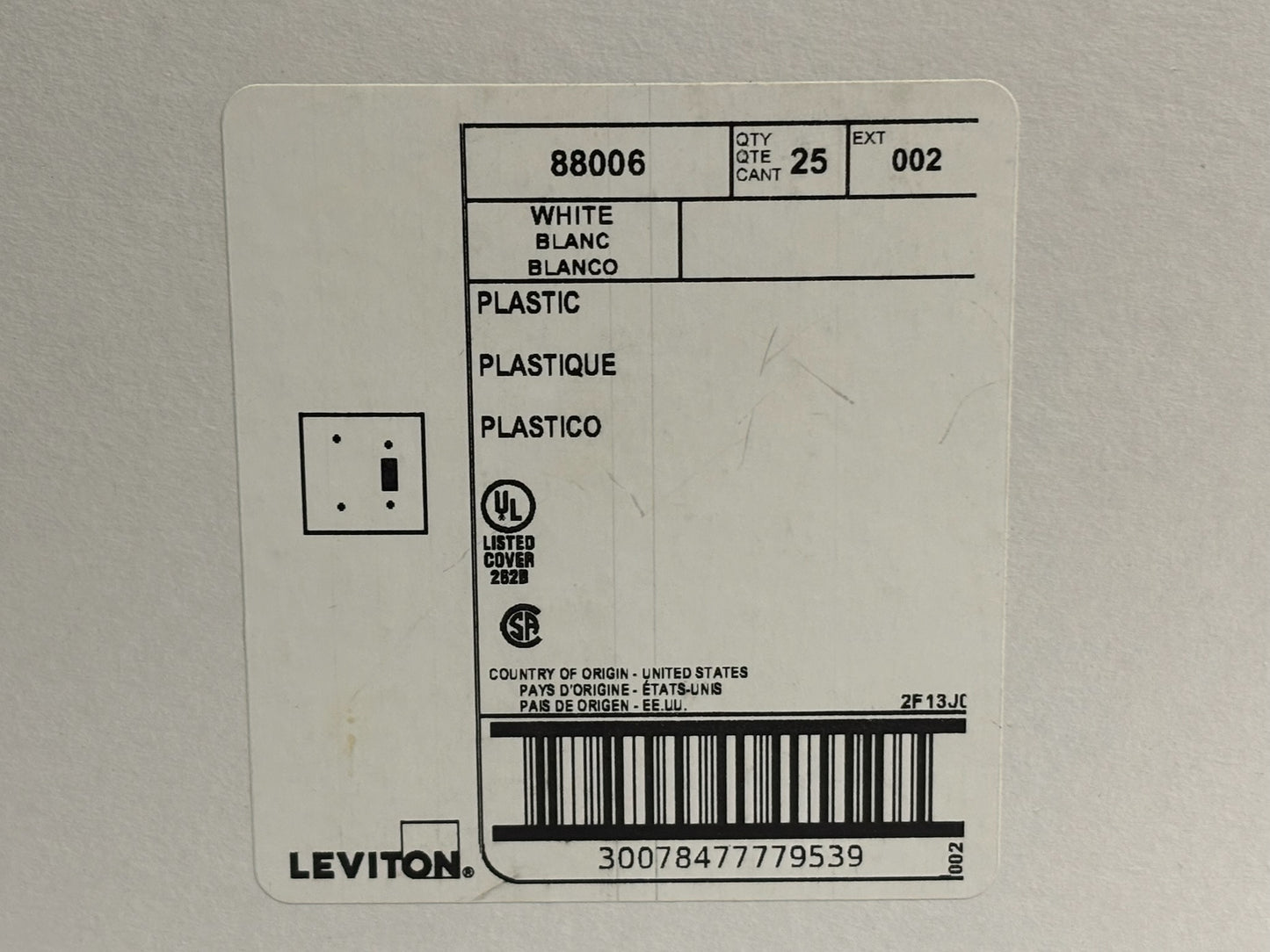 25 PK Leviton 88006 2-Gang Combination Wallplate – 1 Toggle, 1 Blank, White