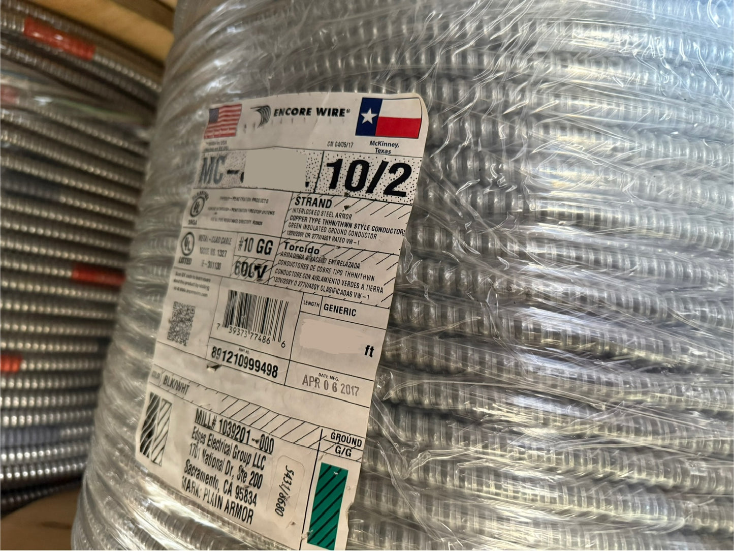 Steel MC-Cable 10/2 Strand Copper-Black, White Conductors (900')