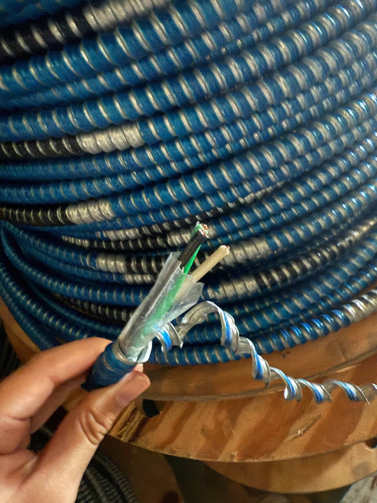 1000' ft AFC 10/2 MC TUFF STRD Blue Armored Steel Cable-BL,W Conductors (1000')