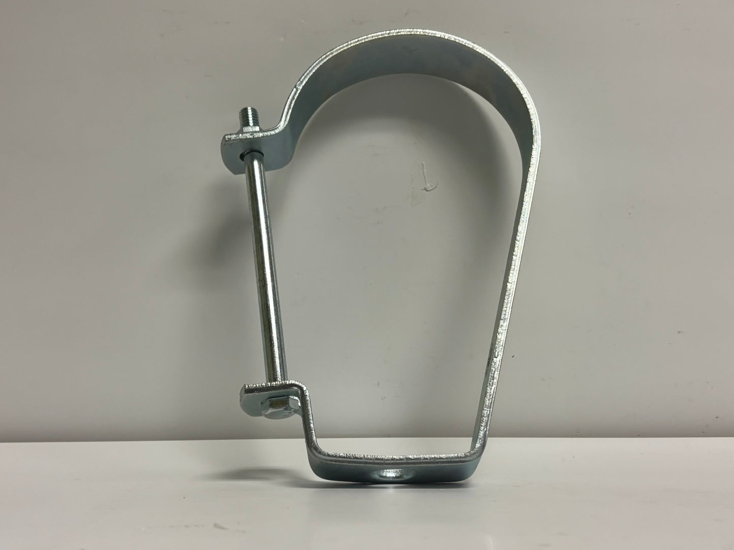4 PK B-Line B3690-4-ZN Adjustable Zinc Plated J-Hanger for 4" Pipe, 550 lb Load