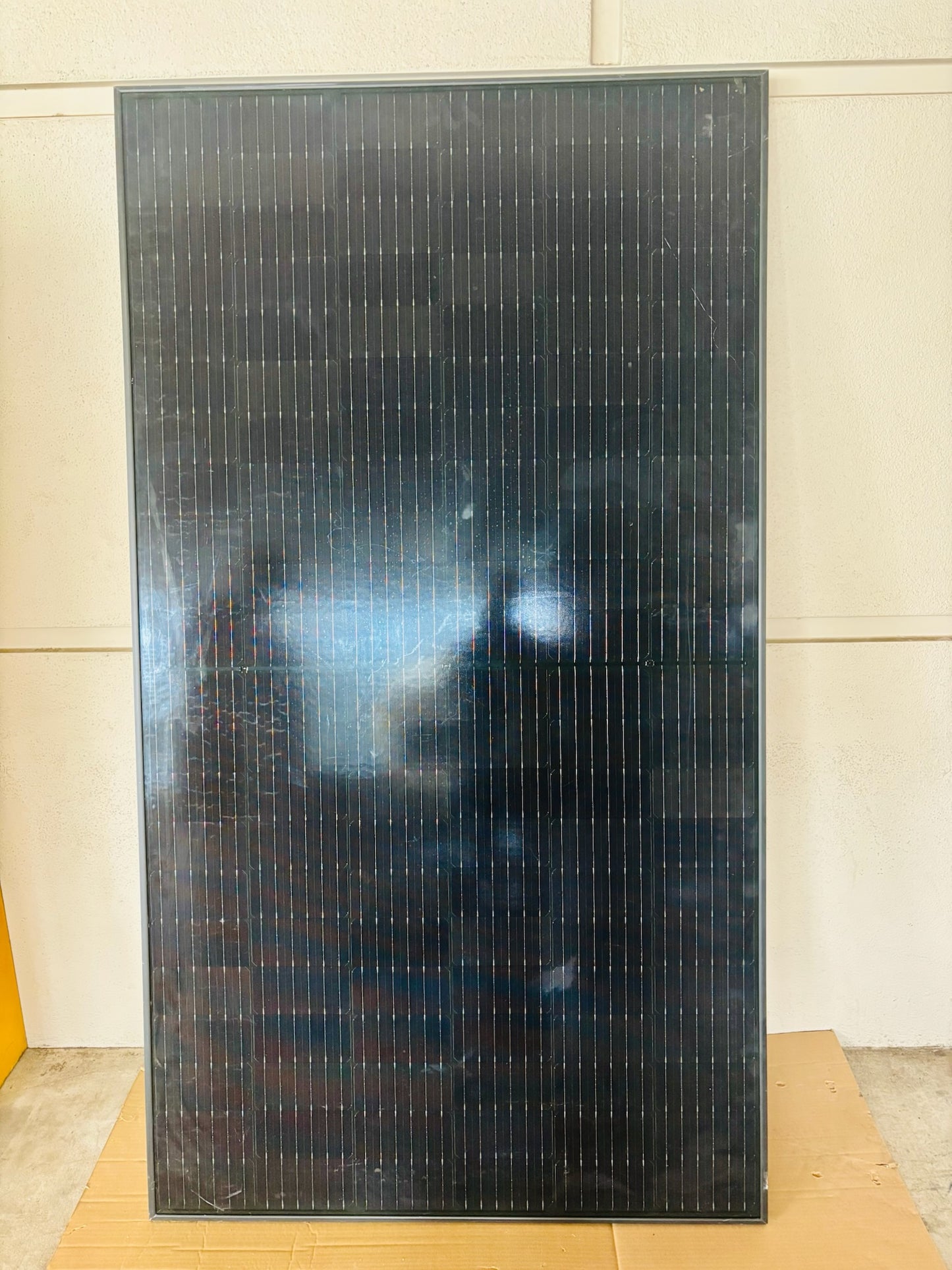 2 Pk Qcells Q.PEAK DUO ML-G10+ 400W Solar Panels 74x41in Black Frame