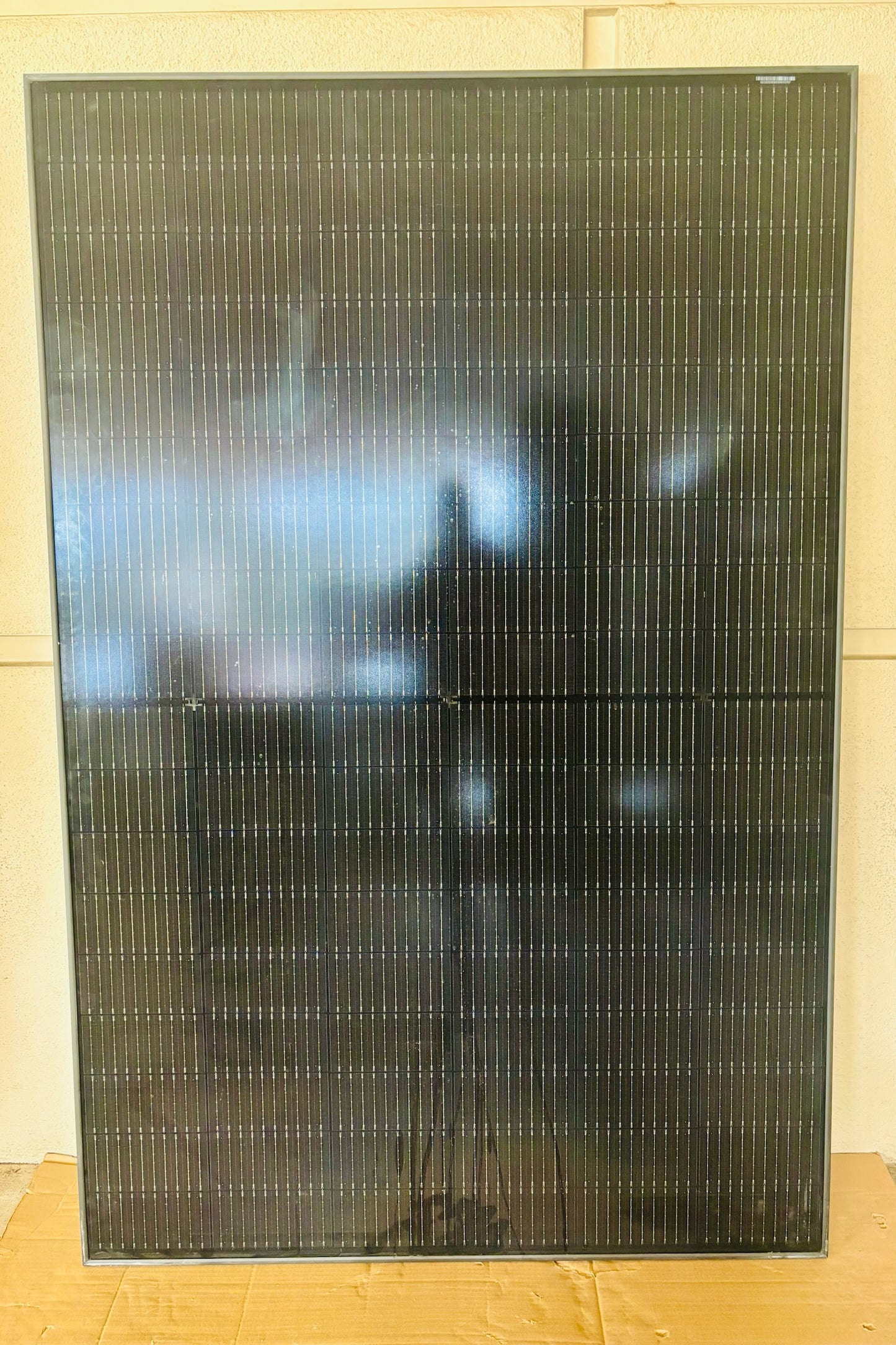 12 Pk New SEG-410-BMD-HV 410W Solar Panel, 67.8×44.7×1.2 in, 46 lbs
