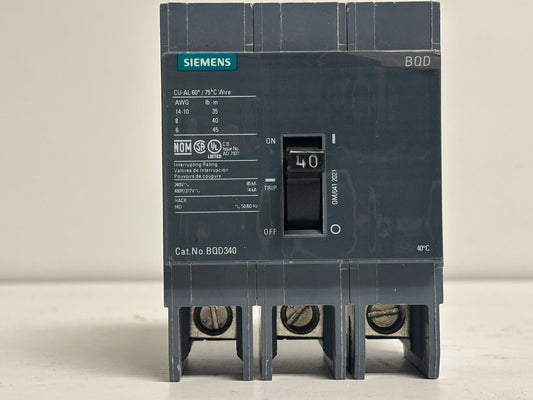 Siemens BQD340 40A 3-Pole 480V AC Thermal-Magnetic Circuit Breaker