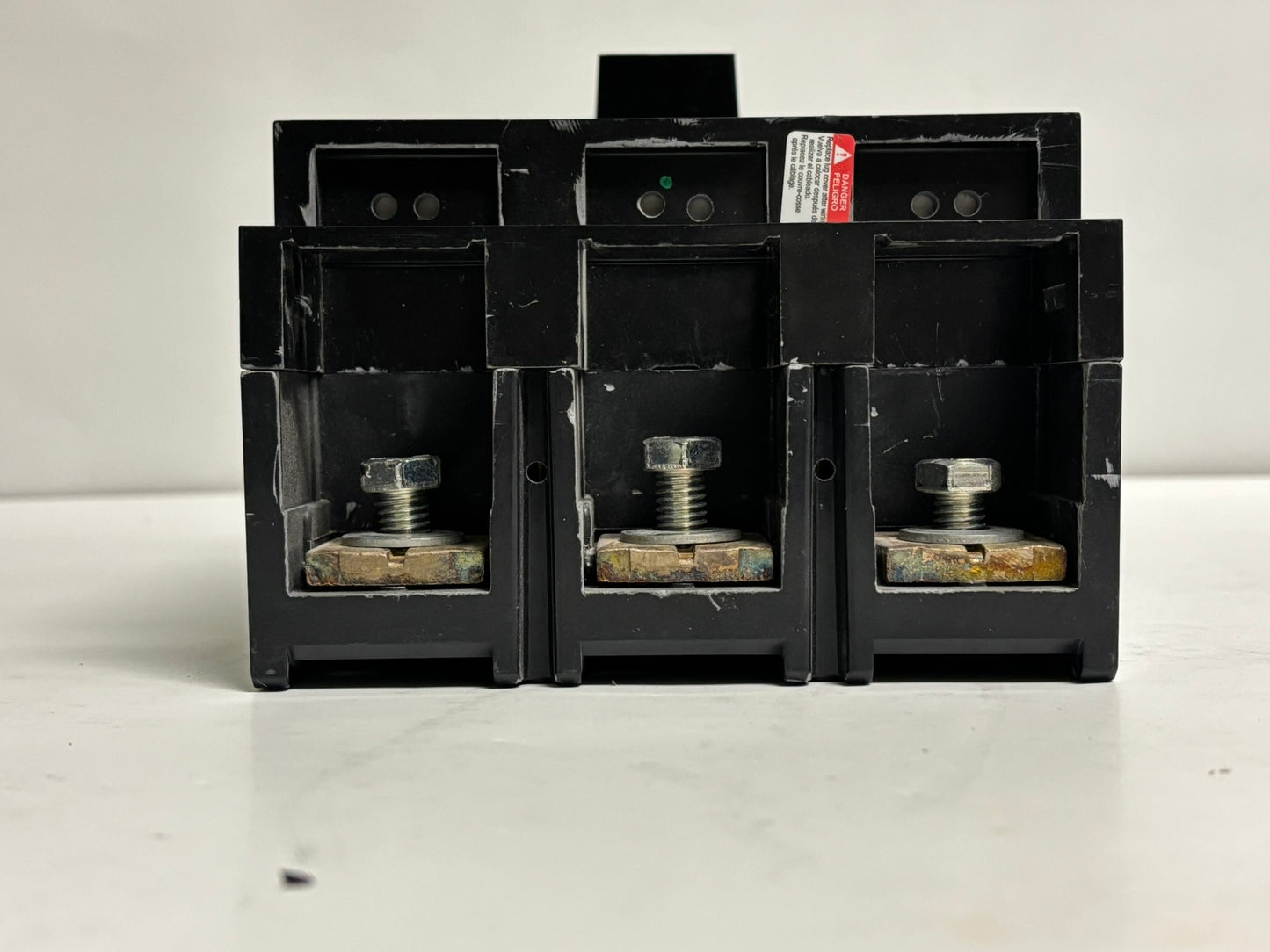 Square D LAP36250MB8002 250A 3-Pole 600V L-Frame Circuit Breaker Unit Mount