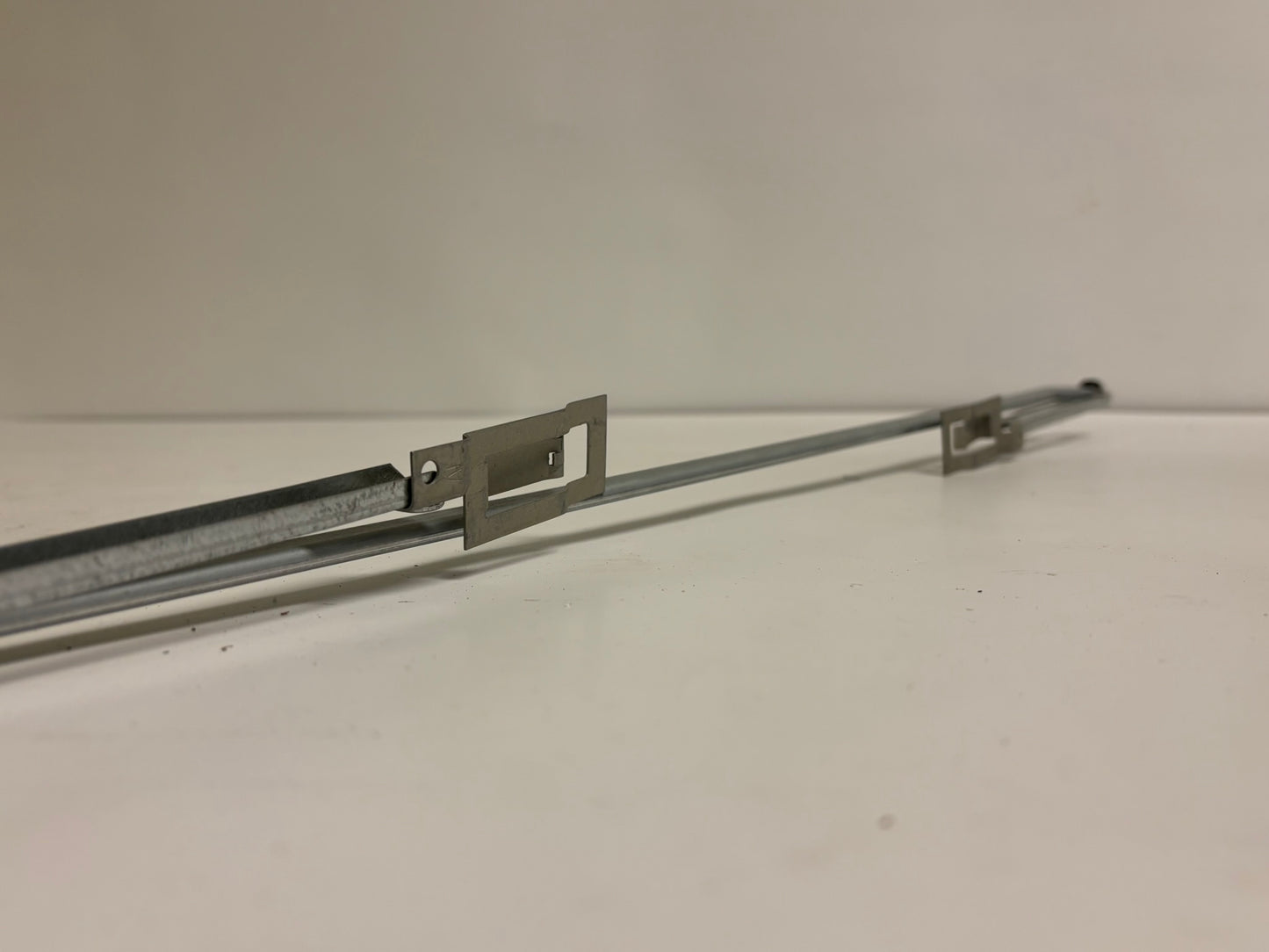 20 PK nVent CADDY 513B Steel Bar Clip for T-Box Hanger Applications