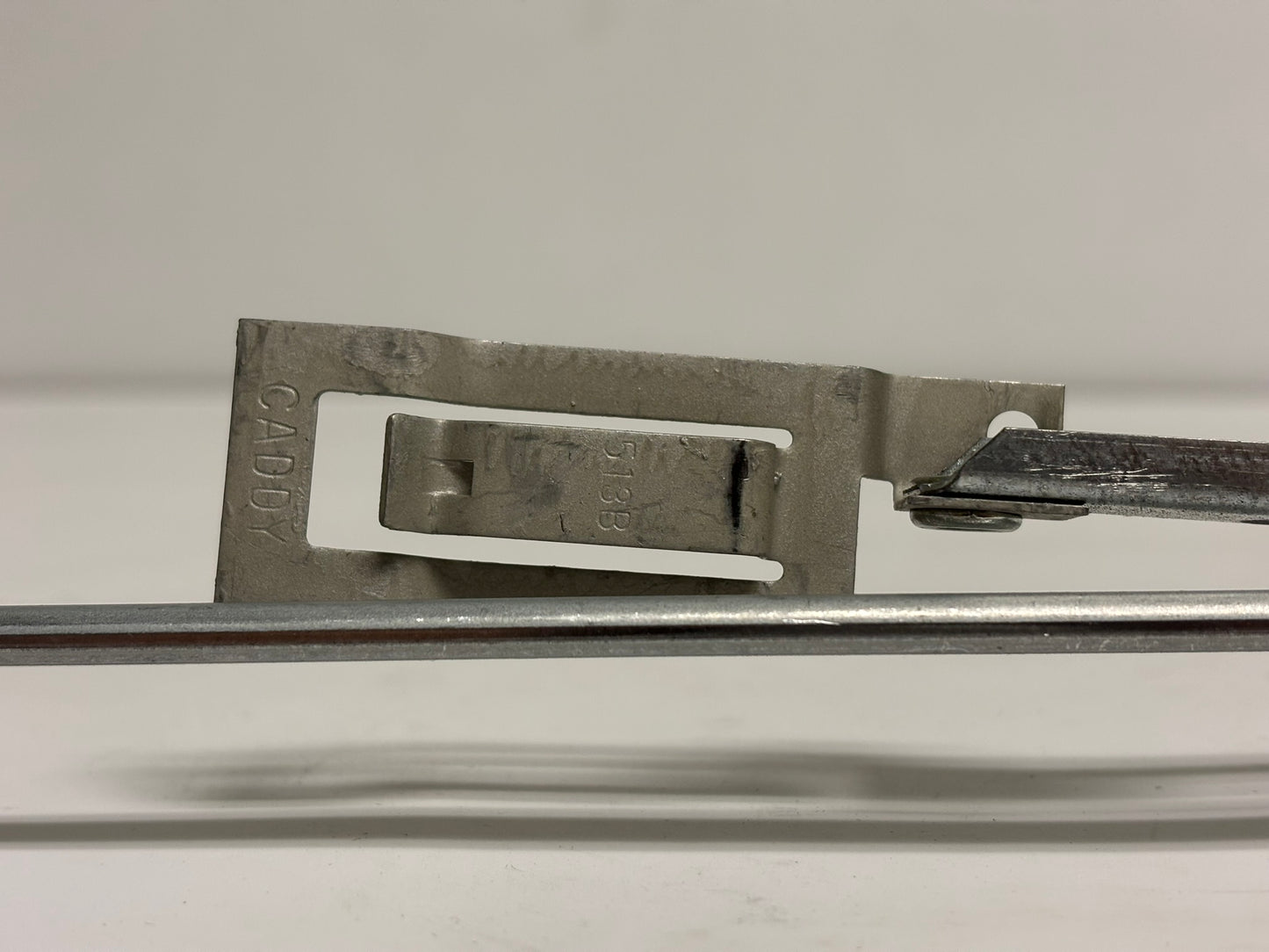 20 PK nVent CADDY 513B Steel Bar Clip for T-Box Hanger Applications