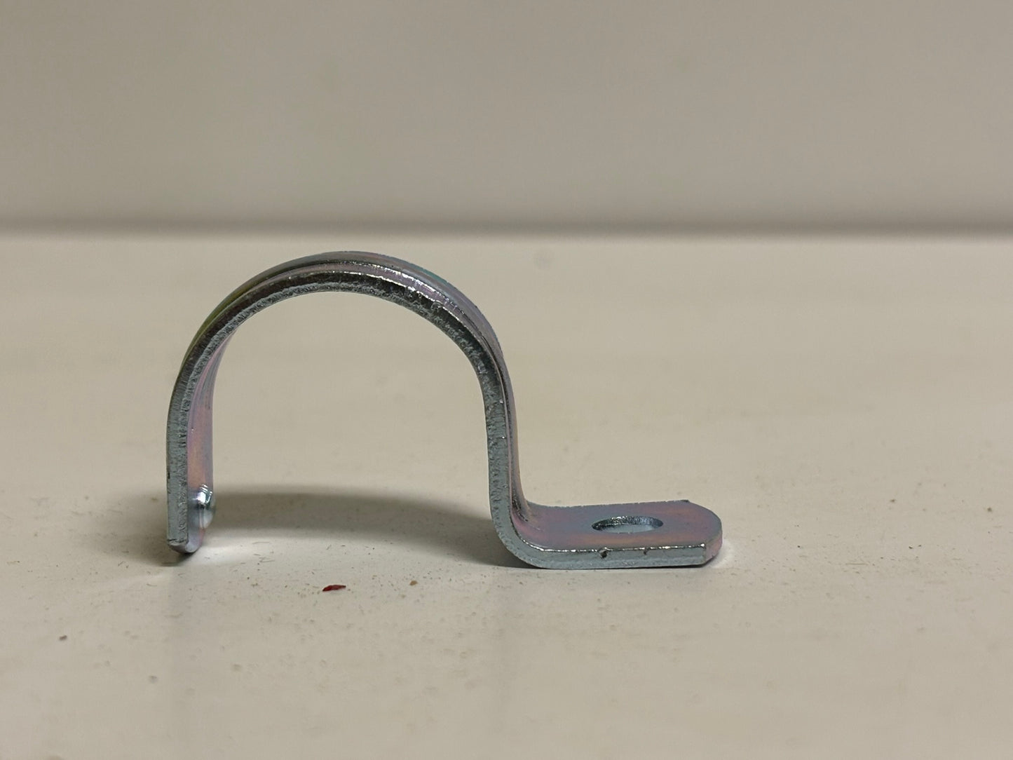 100 PK RACO 1333 1/2" One-Hole Steel Strap for EMT Conduit Support