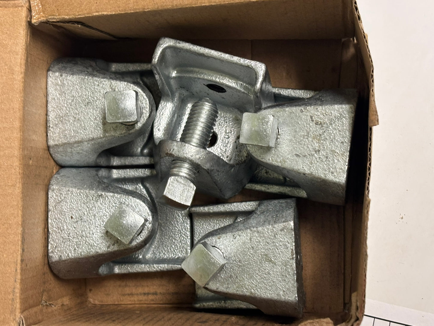 5 PK Appleton Emerson BH502 Heavy-Duty Beam Clamp for Conduit Support