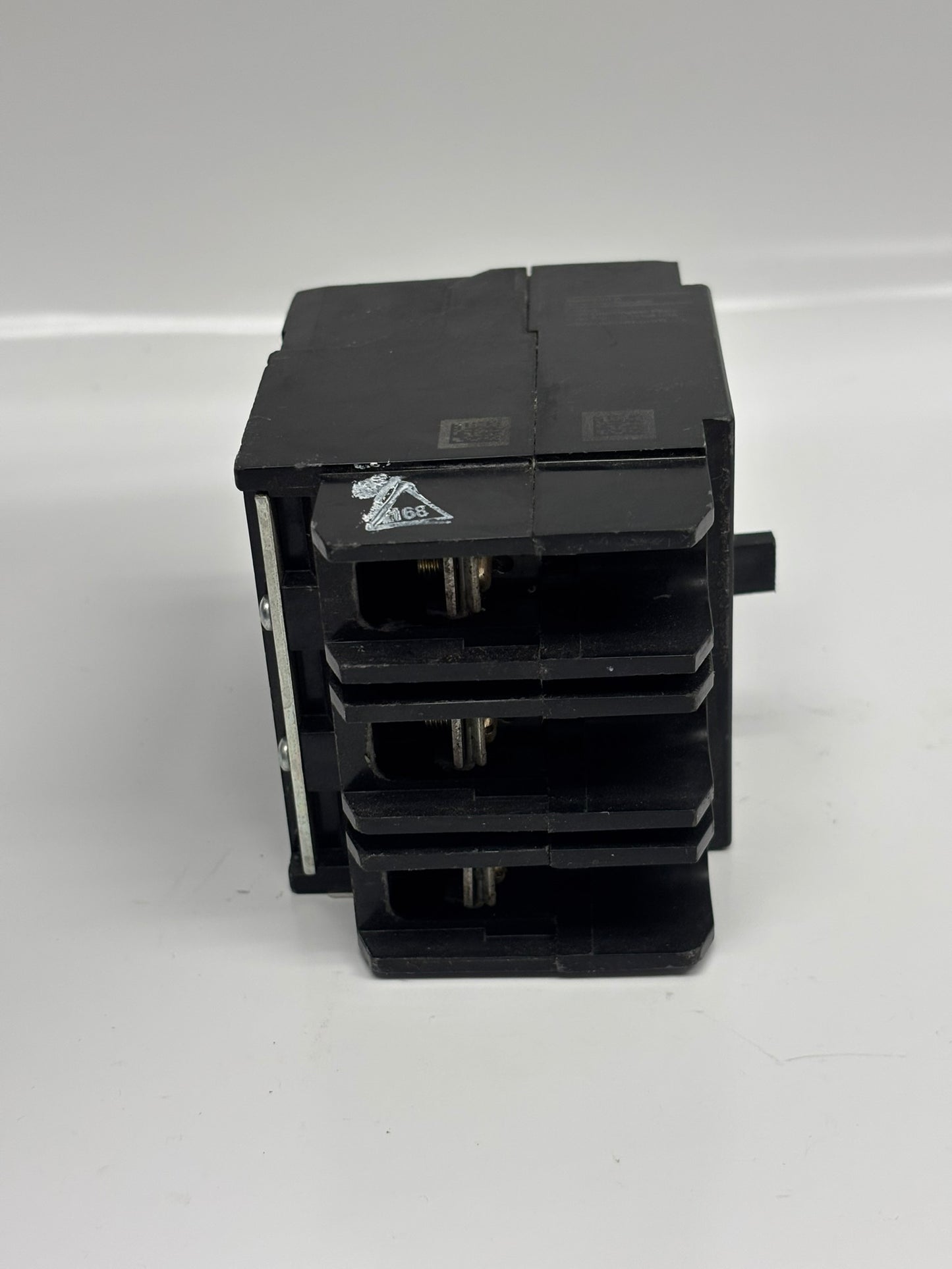 Eaton GHB3020 Series C Complete Molded Case Circuit Breaker, No Box