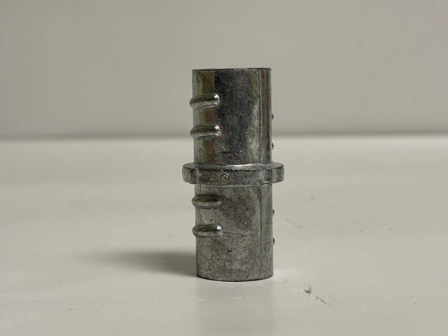 23 PK Arlington GFC75 3/4" Screw-In Connector for Flexible Metal Conduit