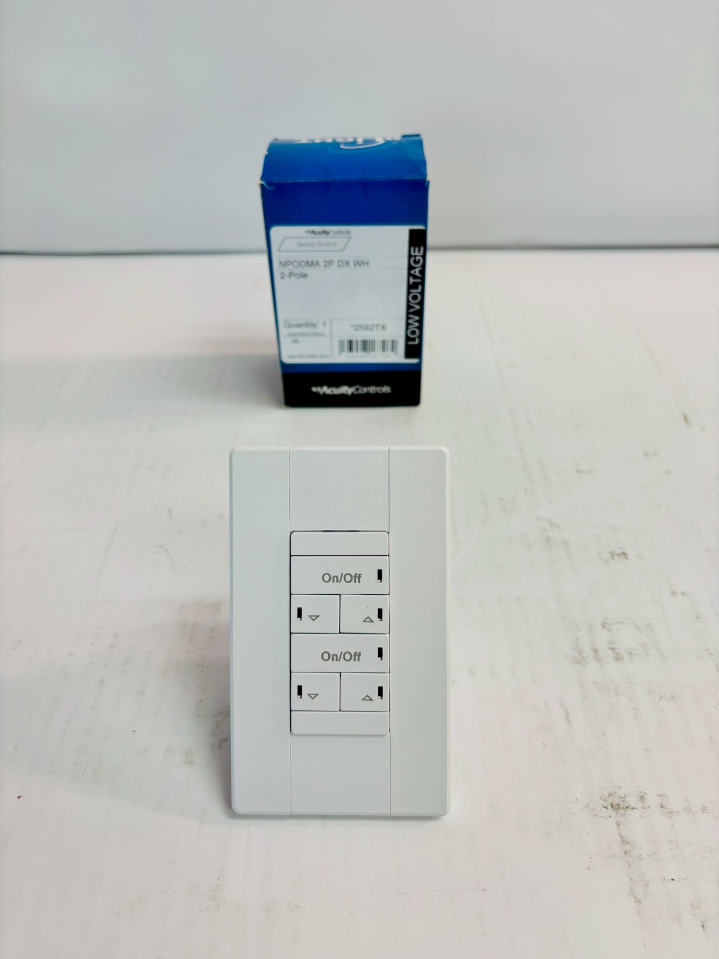 Acuity Controls NPODMA 2P DX WH 2-Pole nLight Wall Control