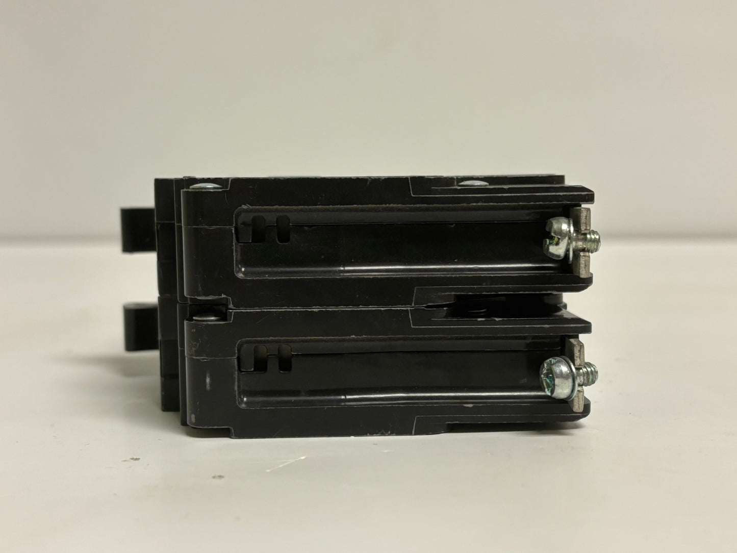 2 PK Square D EJB14020 20A 277V 1-Pole Bolt-On Circuit Breaker, 100kA Interrupting
