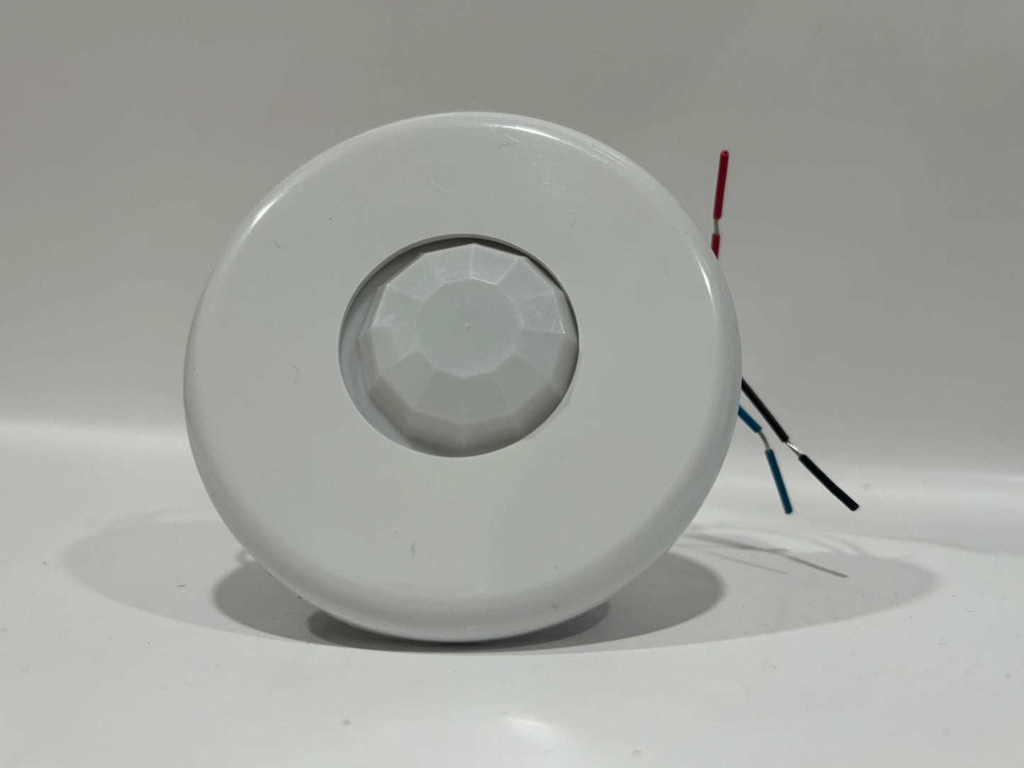 Legrand CI-205 PIR Ceiling Sensor, 360° Detection, 1200 Sq Ft Coverage