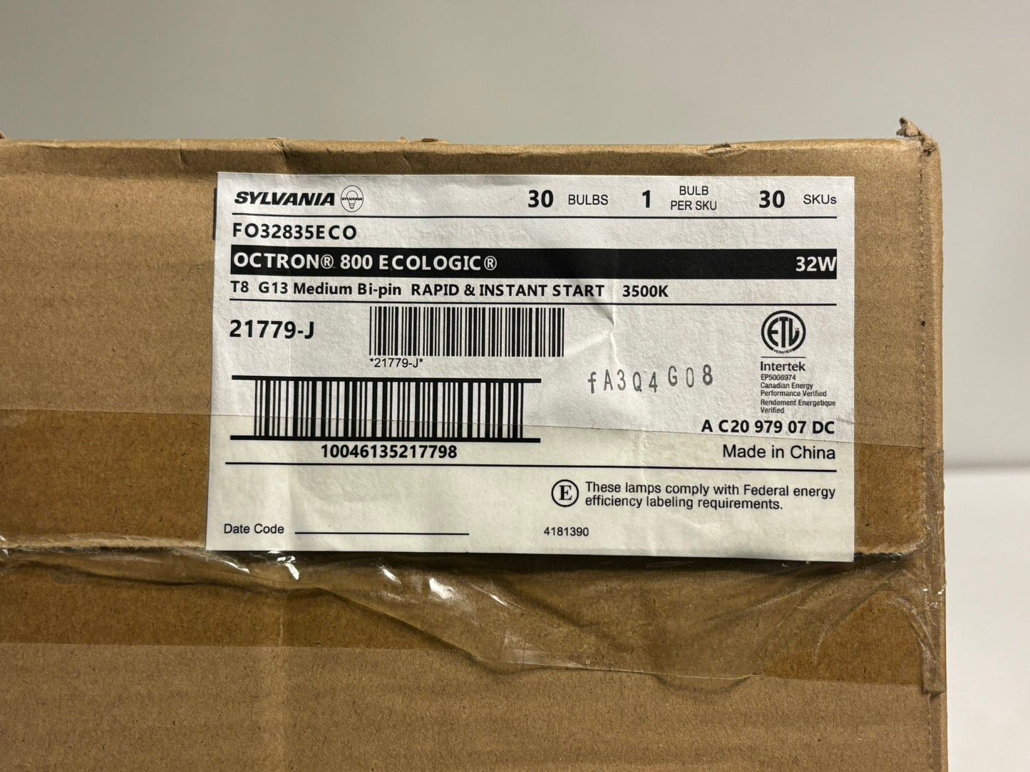 30 PK Sylvania 21779-J FO32/835/ECO 32W T8 Fluorescent Light Bulb