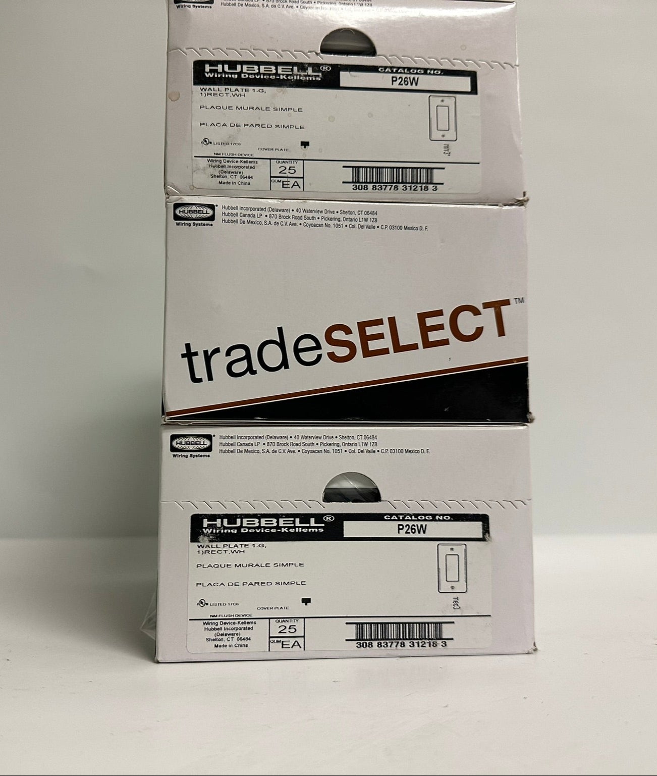 75 PK Hubbell P26W 1-Gang Decorator Wallplate, White, Brand New in Box