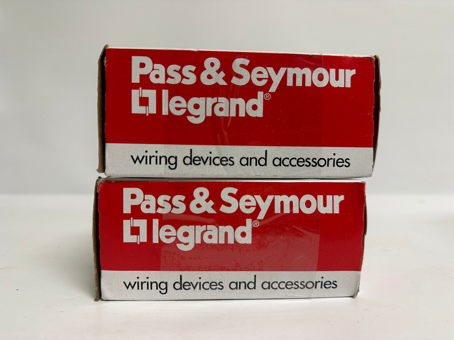 2 PK Legrand Pass & Seymour CS6369 50A 125/250V Locking Receptacle, New