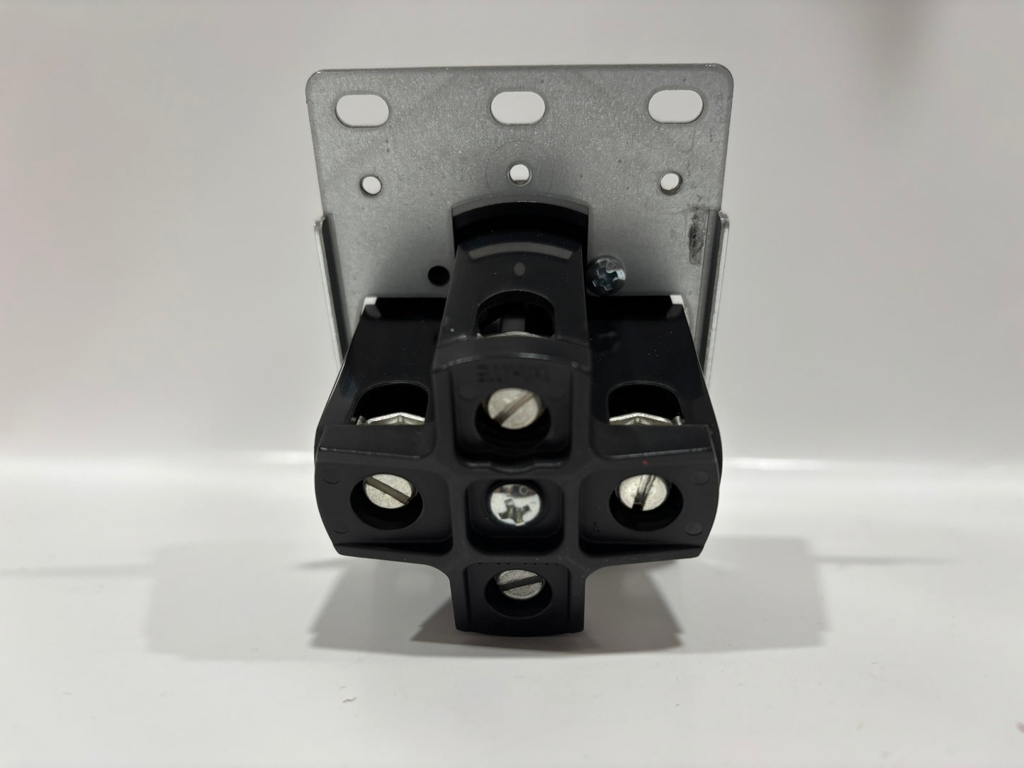 10 PK Legrand 3864 30A 125/250V NEMA 14-30R Straight Blade Receptacle