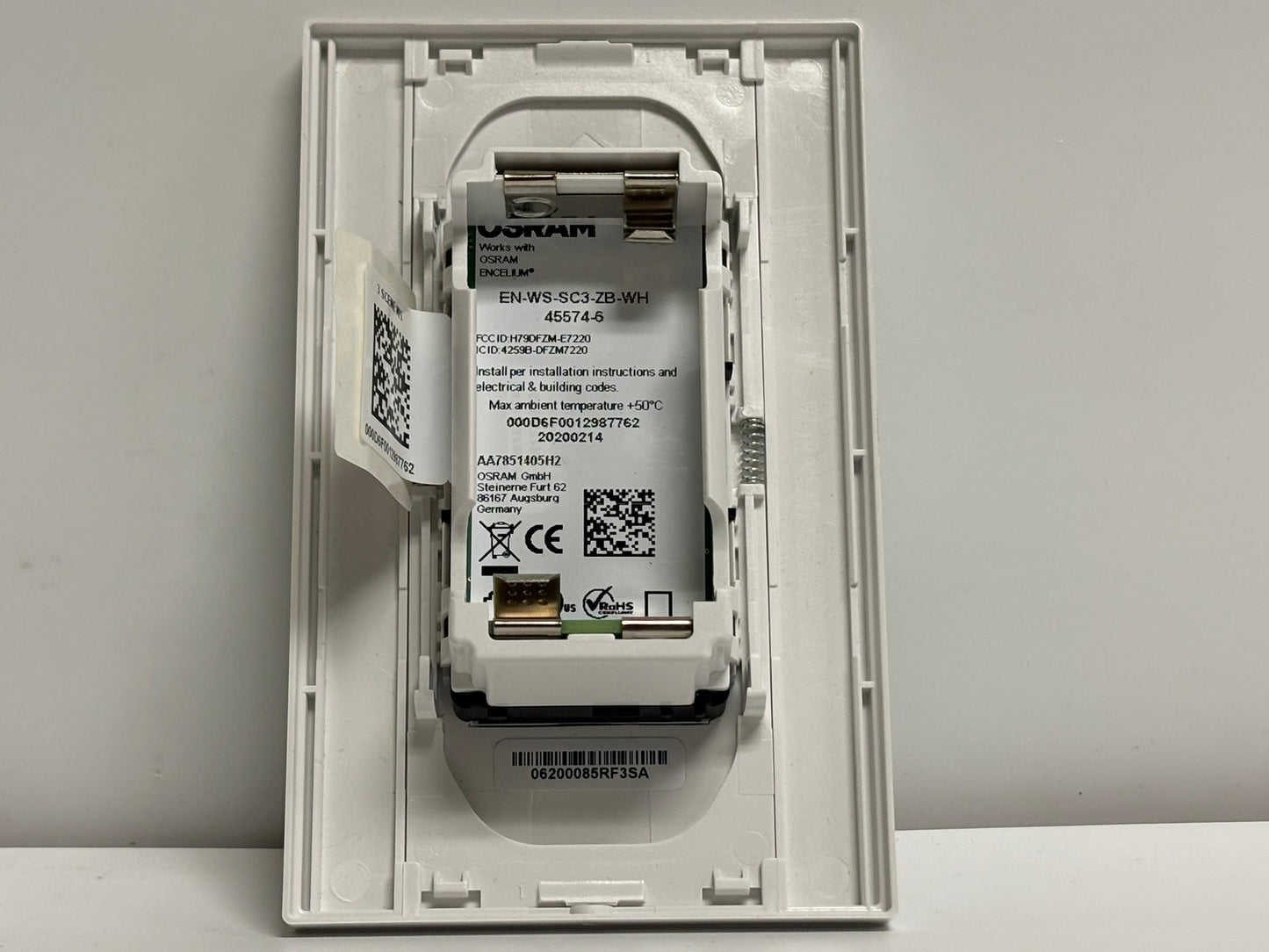 OSRAM EN-WS-SC3-ZB-WH Zigbee 3-Button Wireless Scene Dimming Wallstation