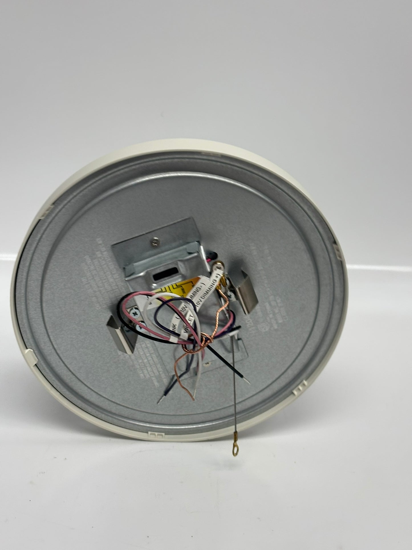 Acuity JSF-7IN-10LM-SWW5-90CRI-MVOLT-ZT-WH-MH12 Juno SlimForm™ LED Round Surface Mount Downlight
