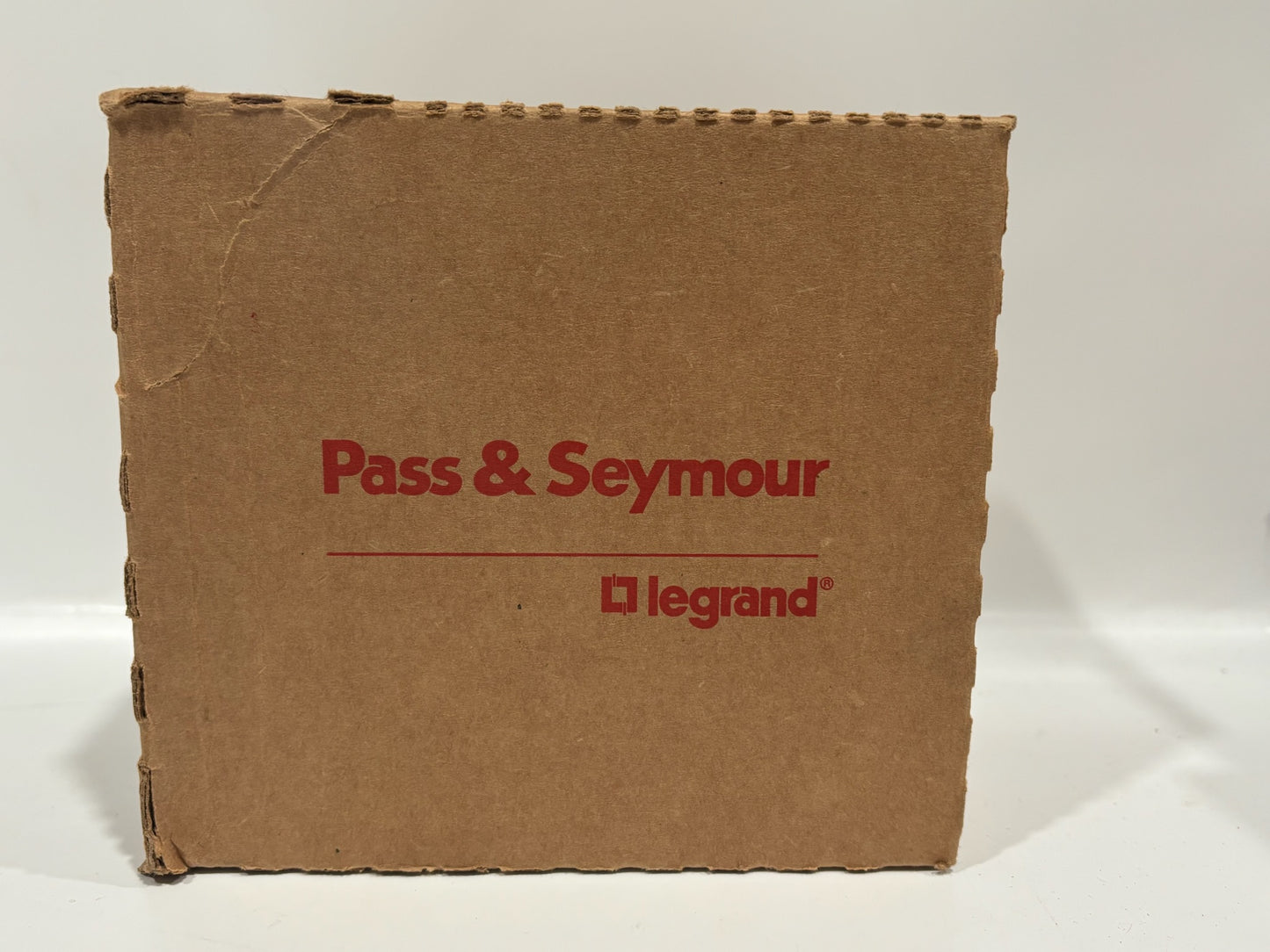 24 PK Legrand RPW26LA Radiant Screwless 1-Gang Wall Plate, Light Almond