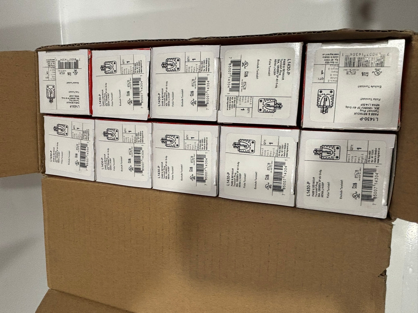 10 PK Legrand L1430-P 30A 125/250V NEMA L14-30P Locking Plug, Industrial Grade