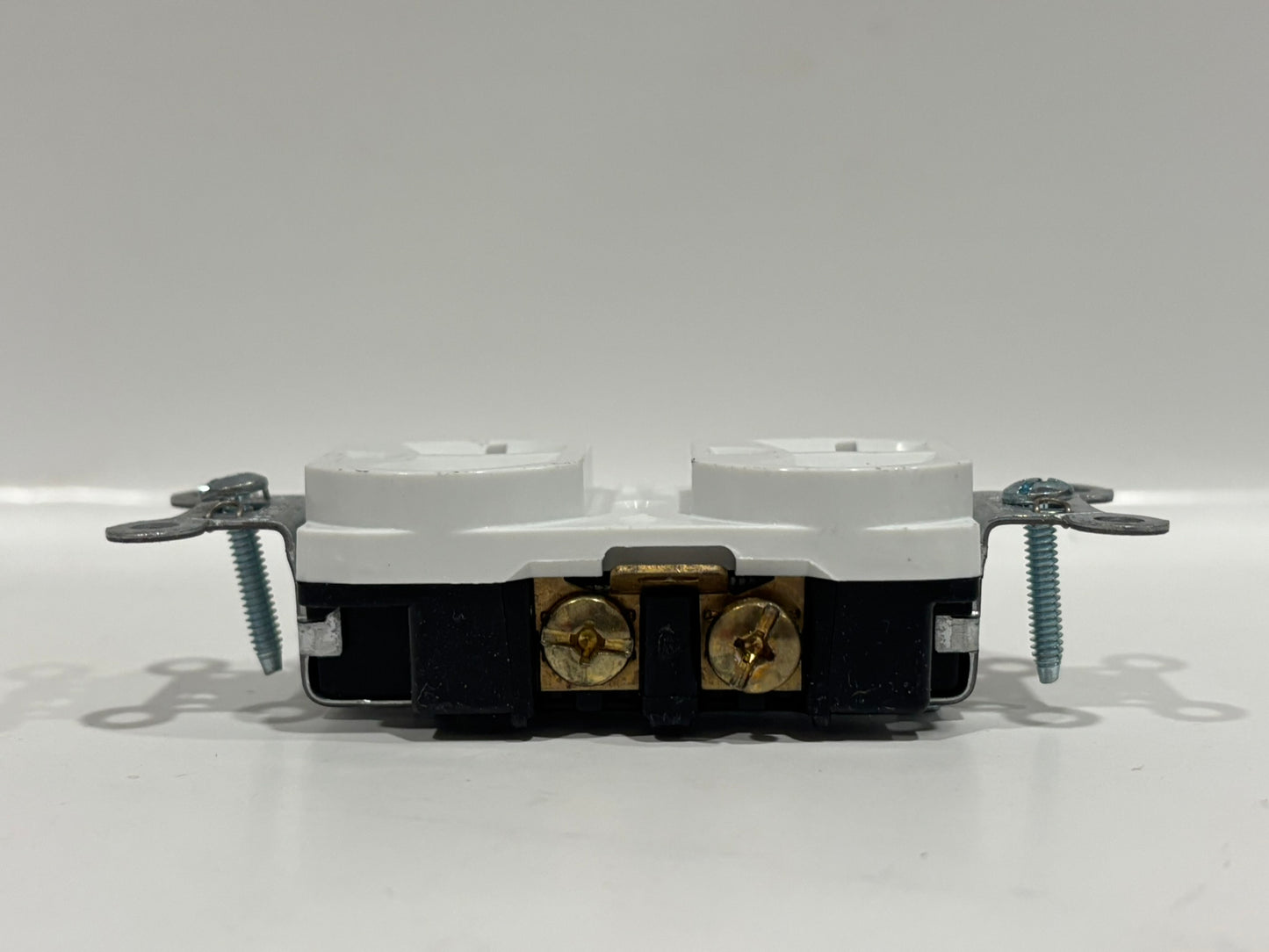 9 PK Legrand CRB5362-W 20A 125V Commercial Grade Duplex Receptacle, Nylon Face