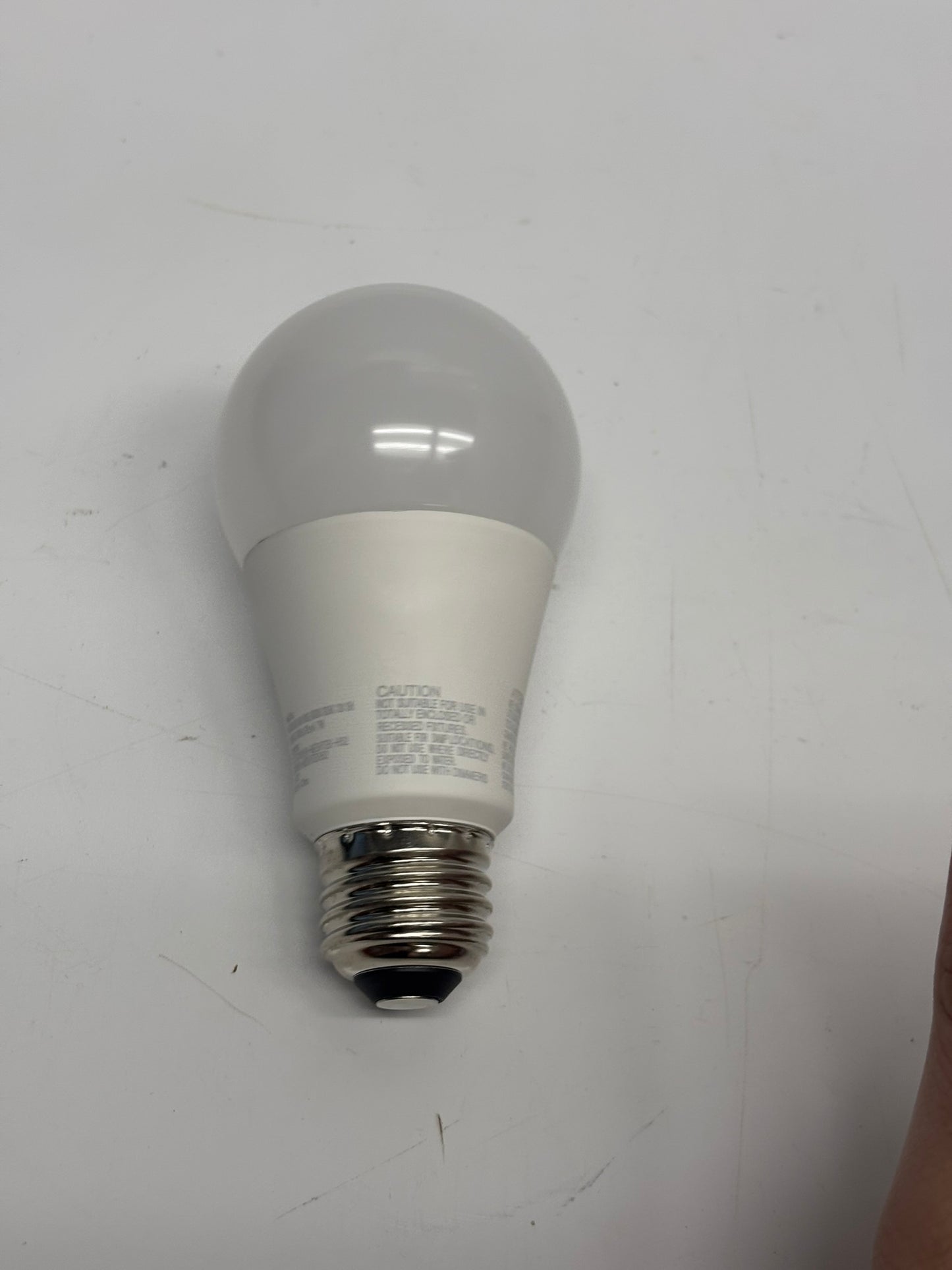6-Pack Suntrac A19/E26 Healthe by Lighting Science 600Lm @ 5000K GoodDay, 7 W, 110 - 120 V