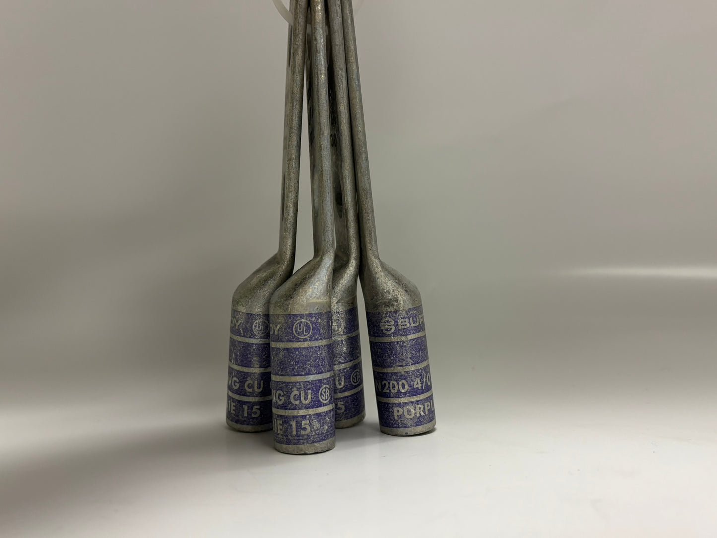 4 PK Burndy YA28-2N 4/0 AWG 2-Hole Long Barrel Lug, 1/2" Stud, Tin-Plated