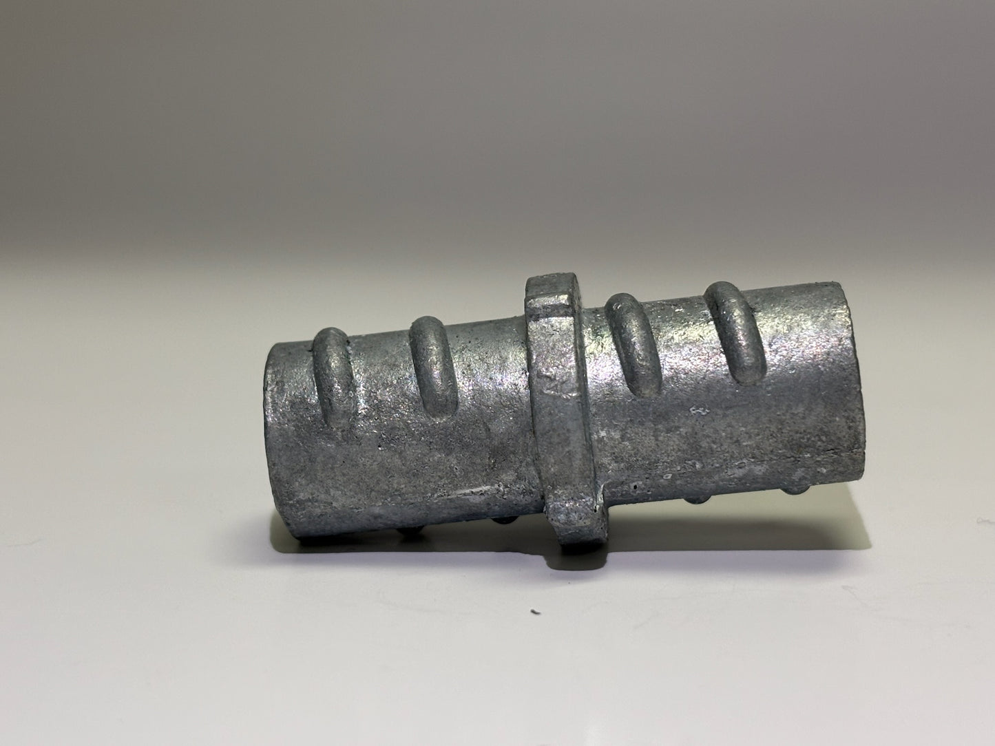 50 PK  Arlington GFC50 1/2" Zinc Die-Cast Screw-In Flex Coupling for FMC