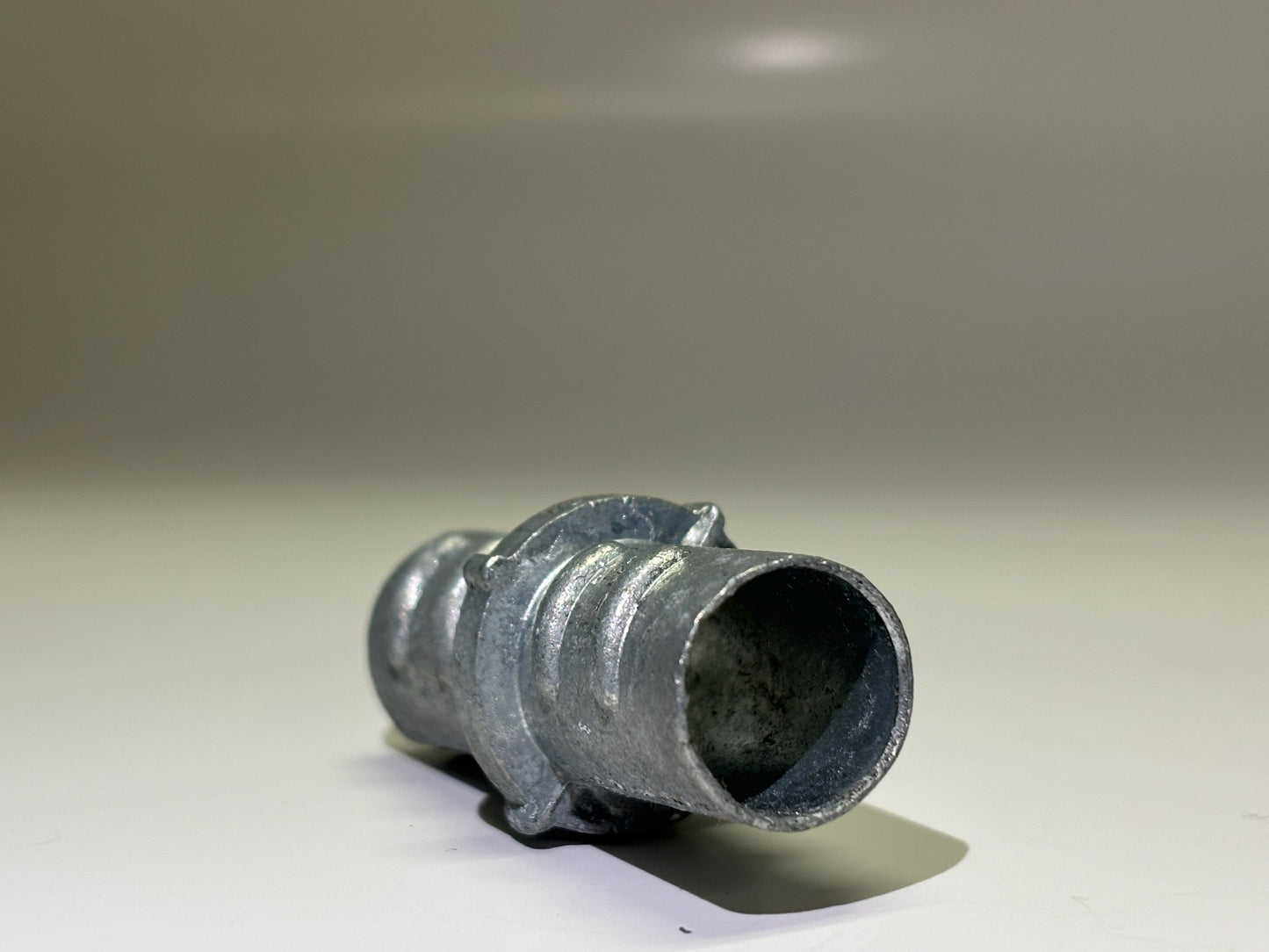 50 PK  Arlington GFC50 1/2" Zinc Die-Cast Screw-In Flex Coupling for FMC