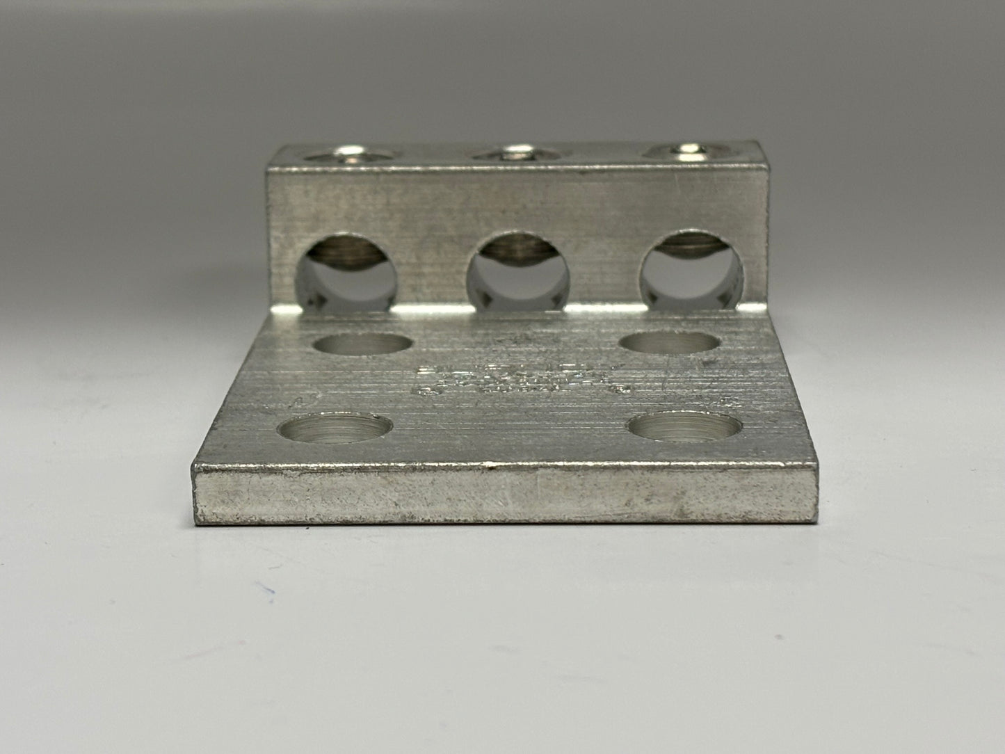 Burndy K3A29U‑4N Universal 3‑Conductor Lug, 6 AWG–250 kcmil, 1/2″ Stud