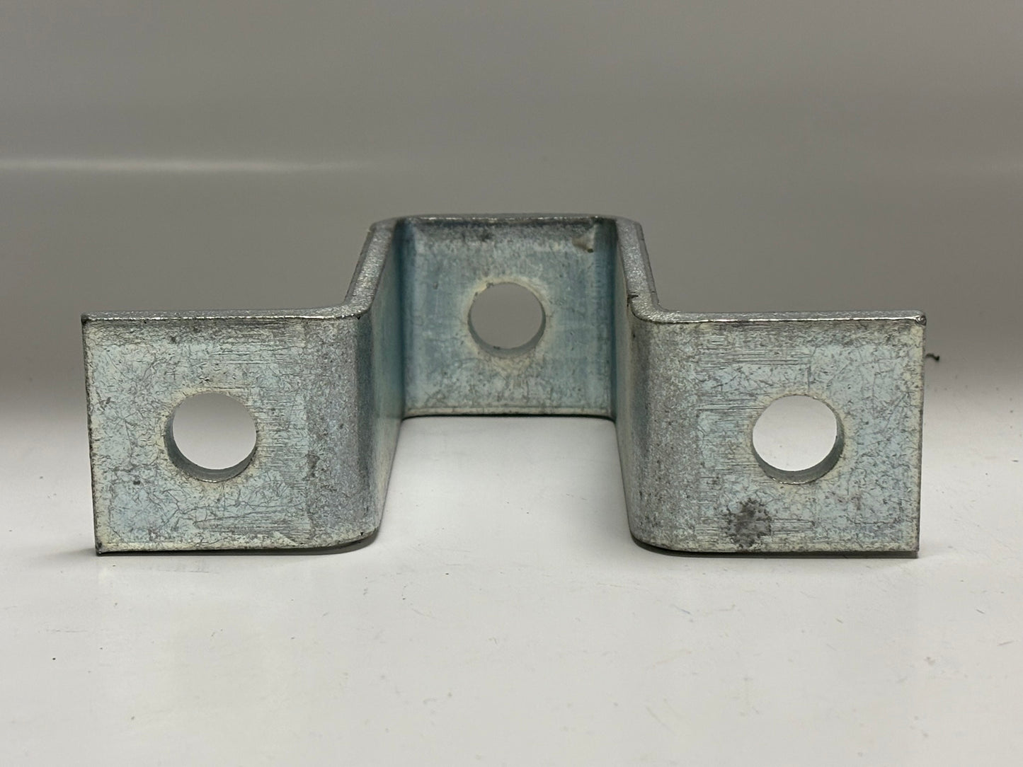 12 PK Atkore PS‑679‑EG Power‑Strut 9/16″ U‑Support, Electro-Galvanized, 5⅜″ Long
