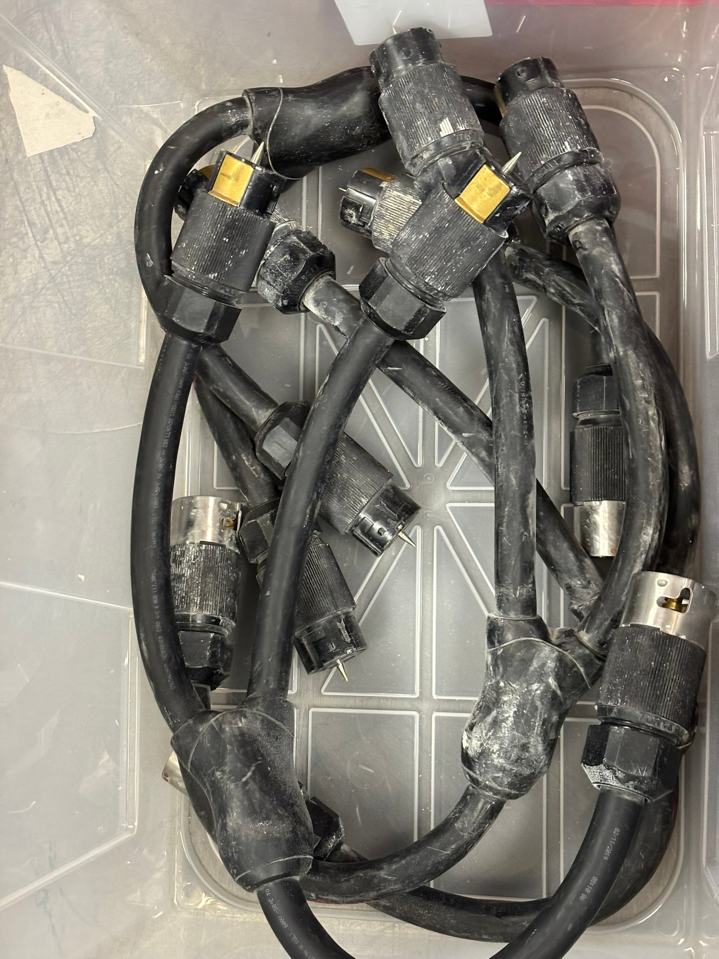 Marinco 19200008 50 Amp‚ W/ Hubbell CA Standard Twist-Lock Ends; 3-Feet 6/4 SEOOW Cable
