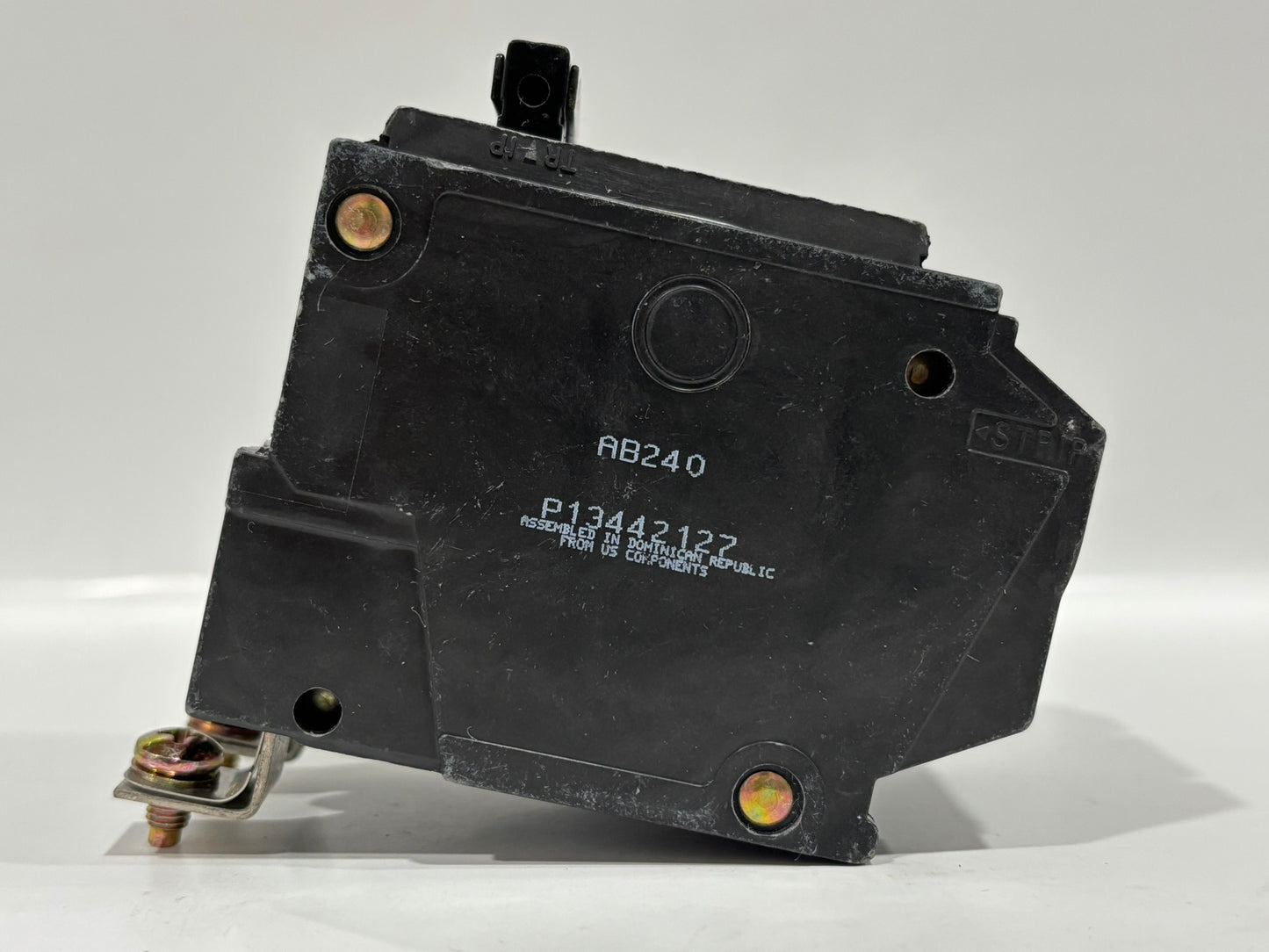 New GE Consumer & Industrials 40 AMP 3 Pole Circuit Breaker THQB32040