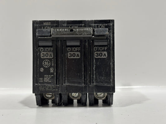 New GE Consumer & Industrials 30 AMP 3 Pole Circuit Breaker THQB32030