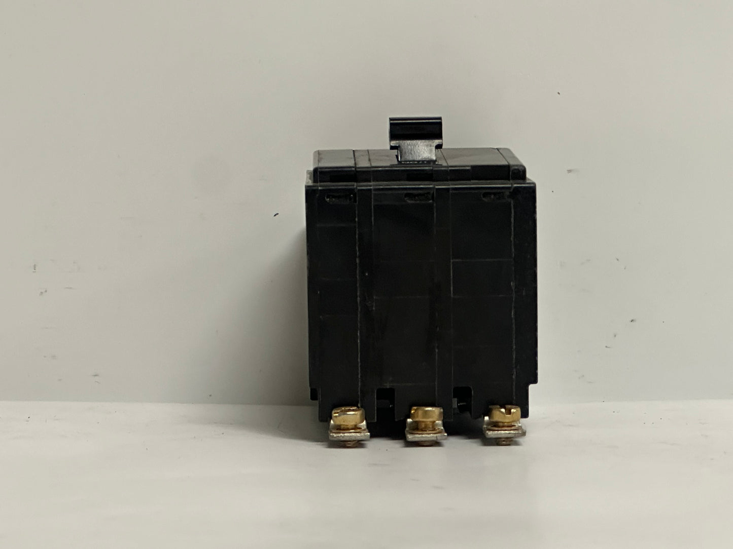 Square D QOB3100 100A 3-Pole 120/240V Bolt-On Circuit Breaker